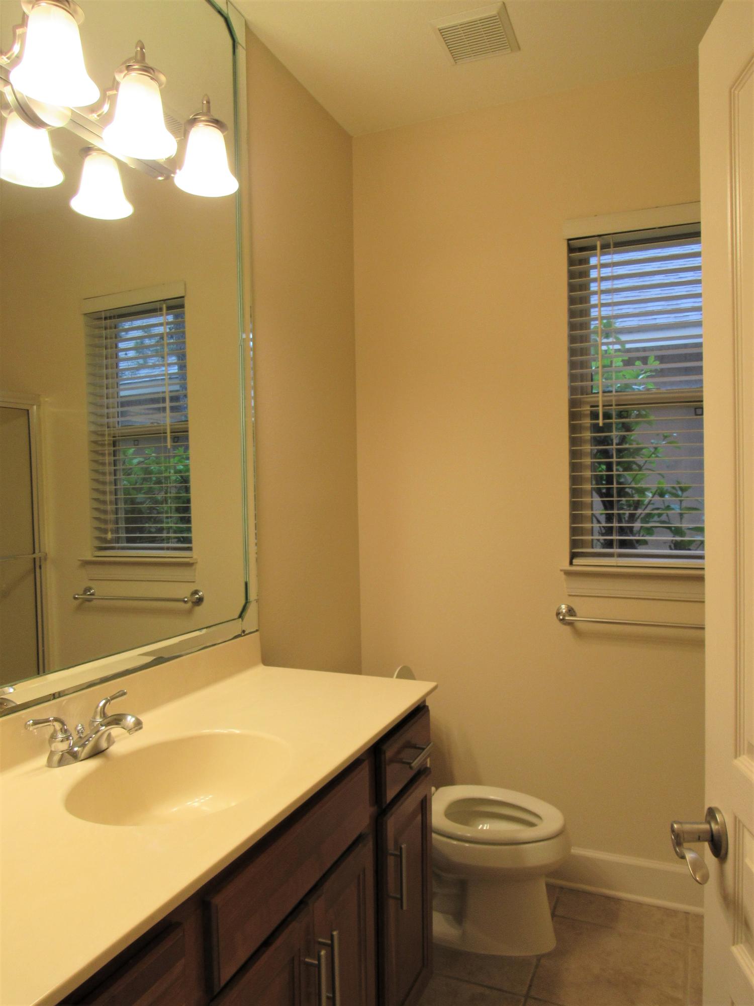 CHARDONNAY ESTATES - Residential