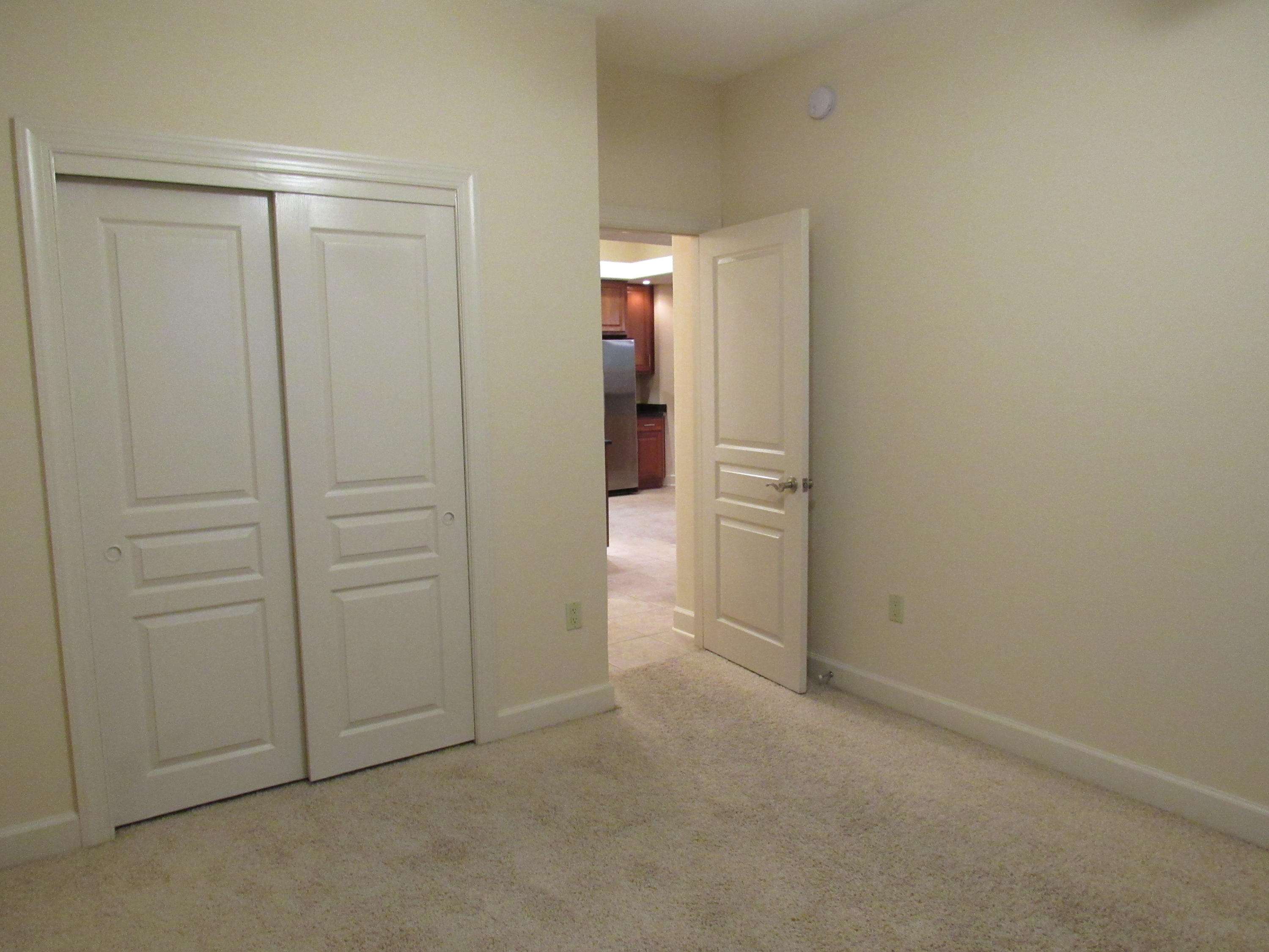 CHARDONNAY ESTATES - Residential