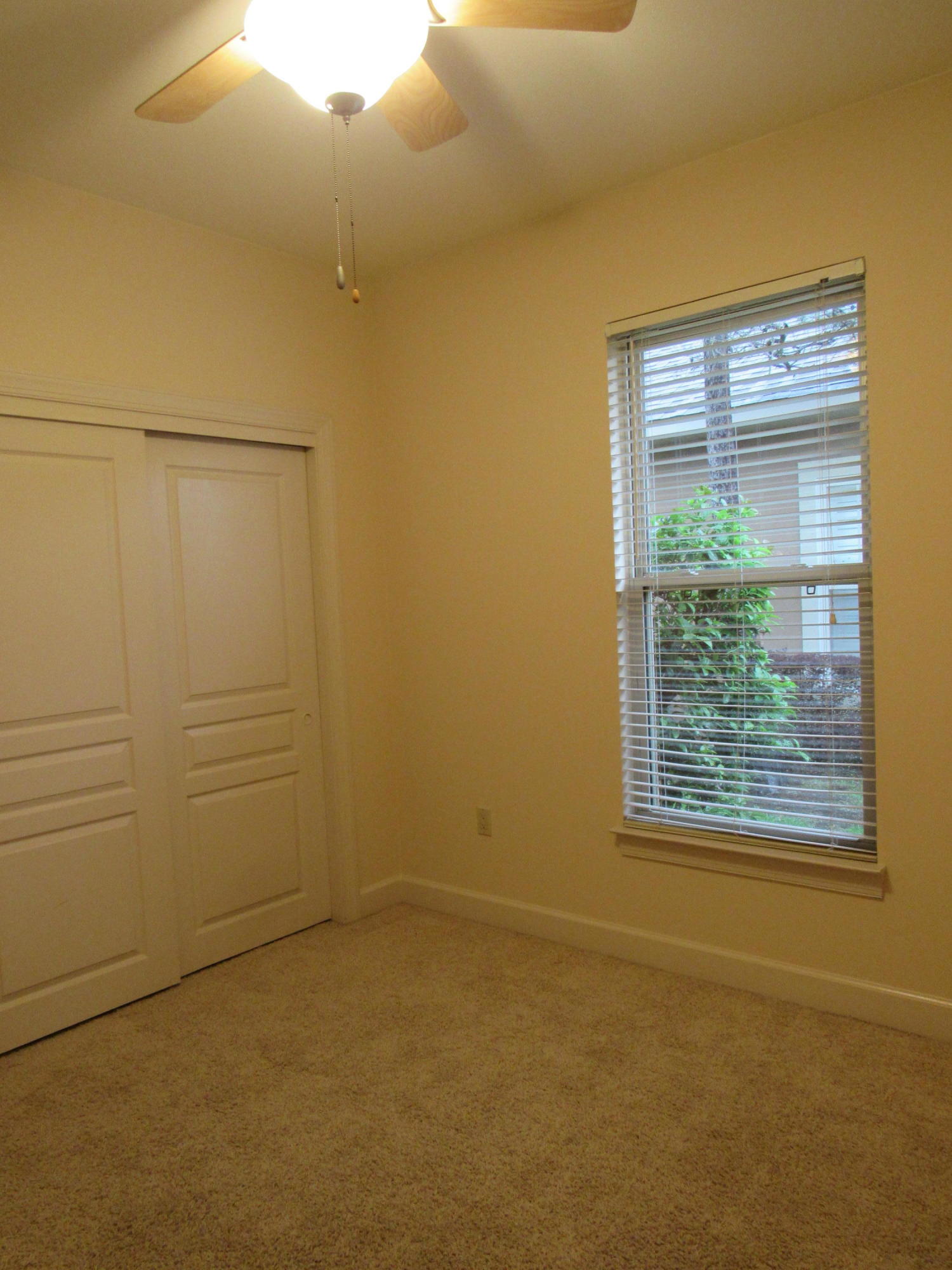 CHARDONNAY ESTATES - Residential