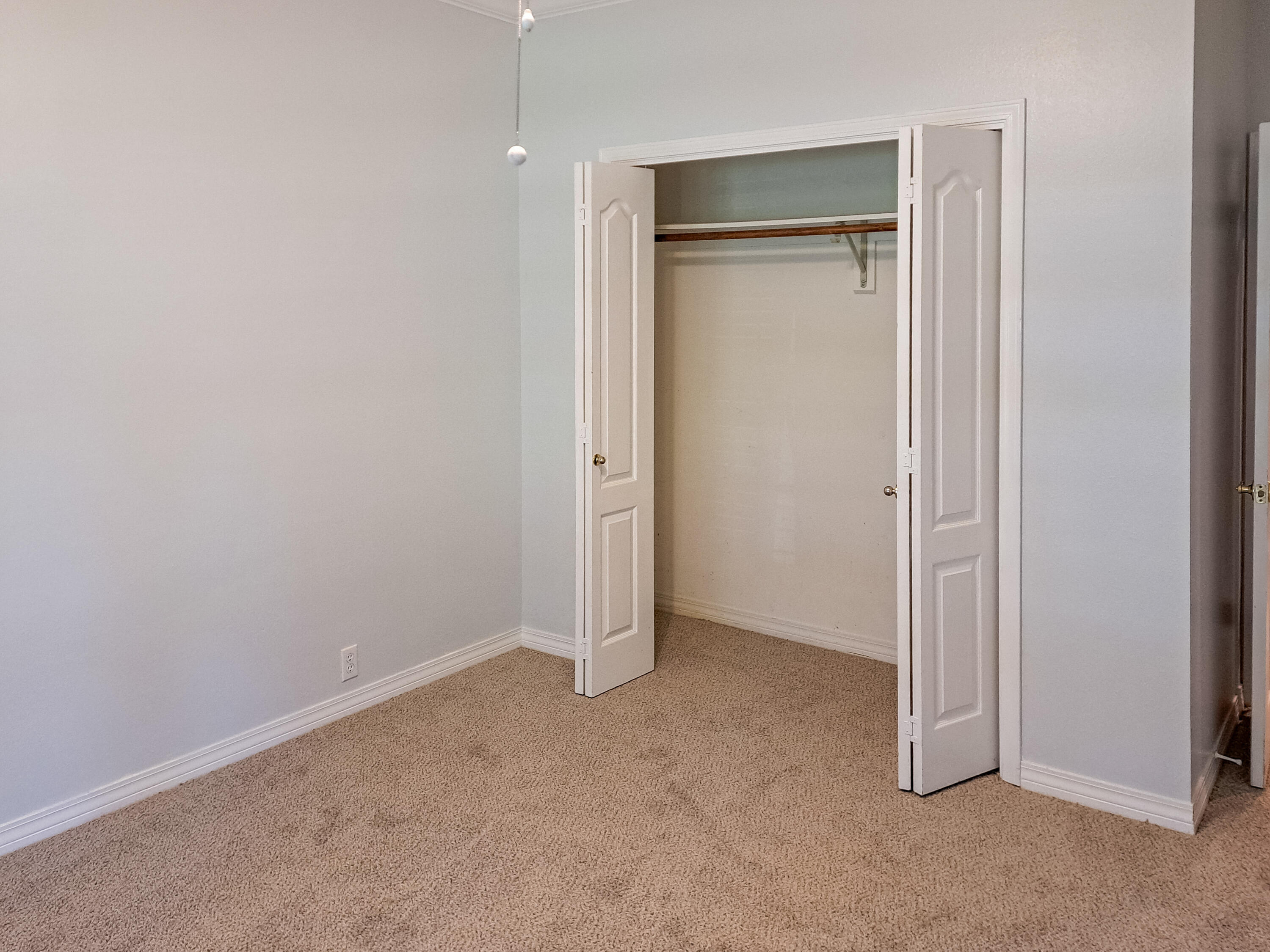 SOUTHWINDS II - Residential Lease