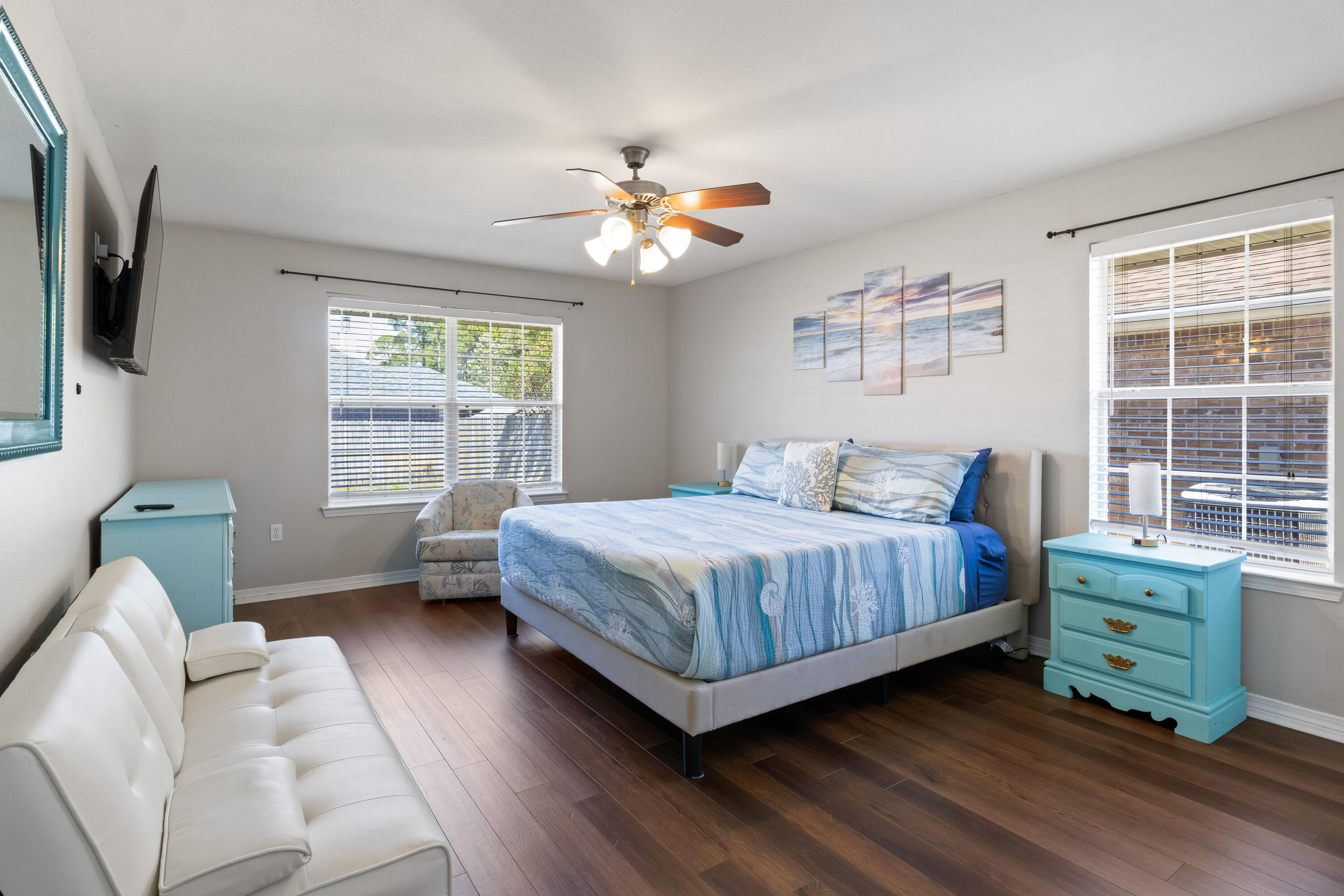 CREETWOOD VILLAGE - Residential