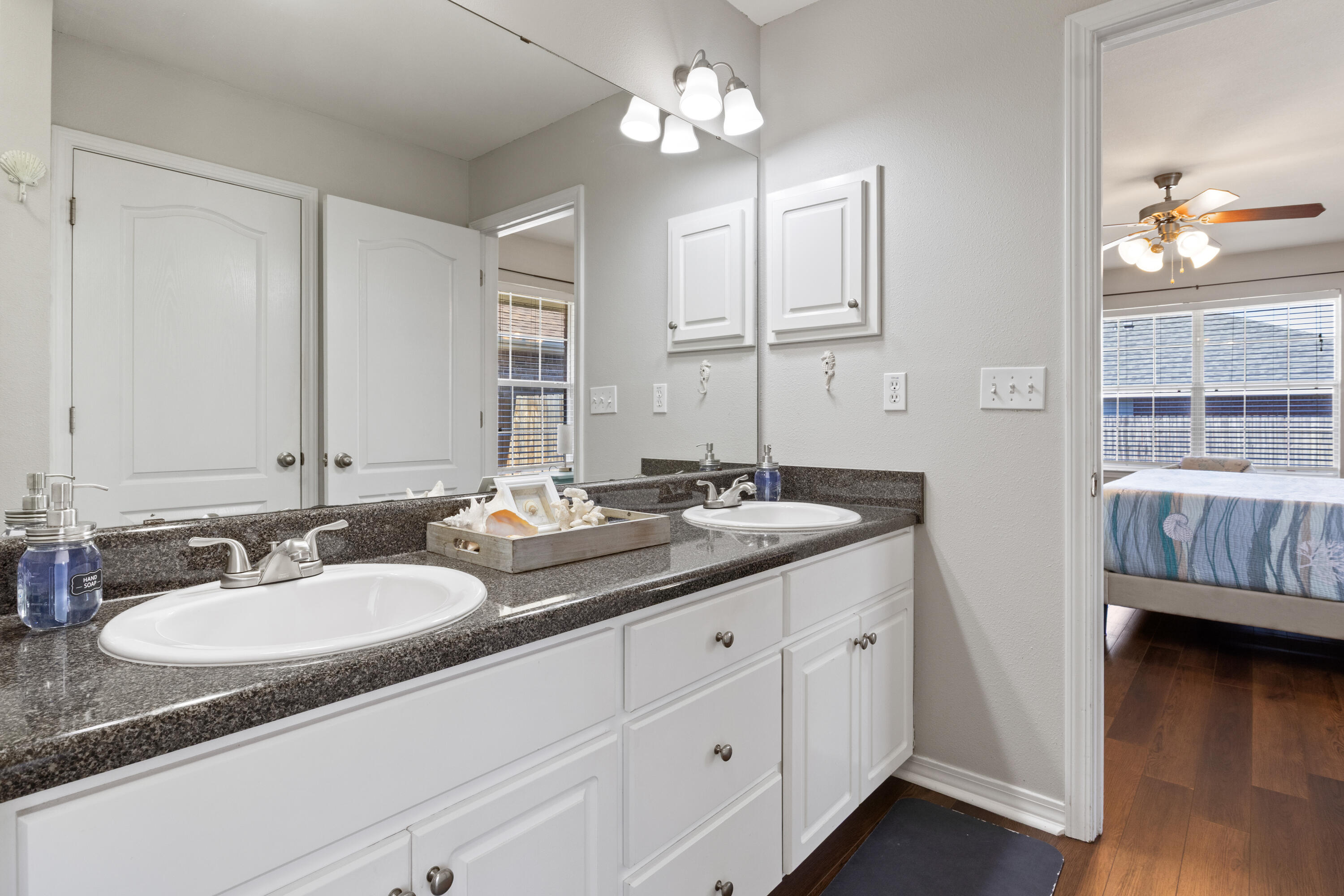 CREETWOOD VILLAGE - Residential