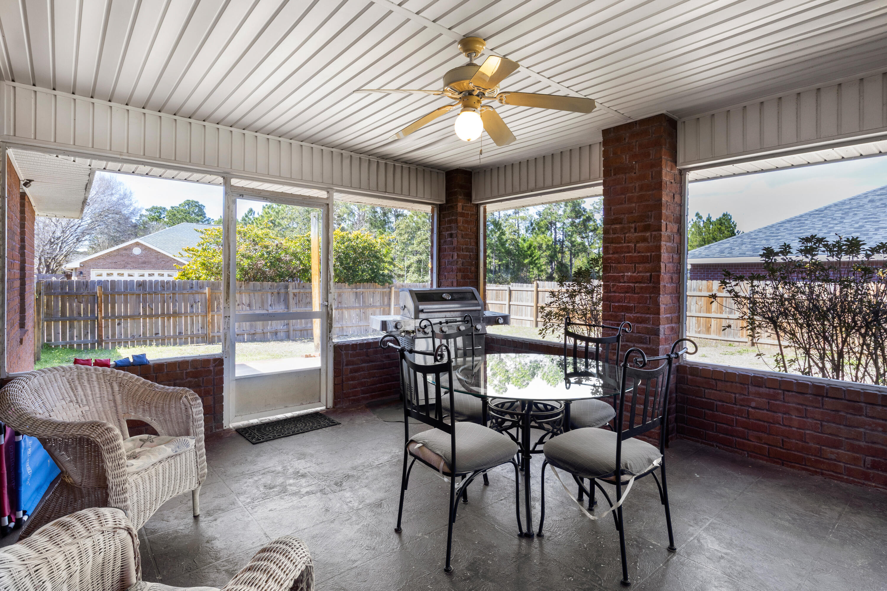 CREETWOOD VILLAGE - Residential