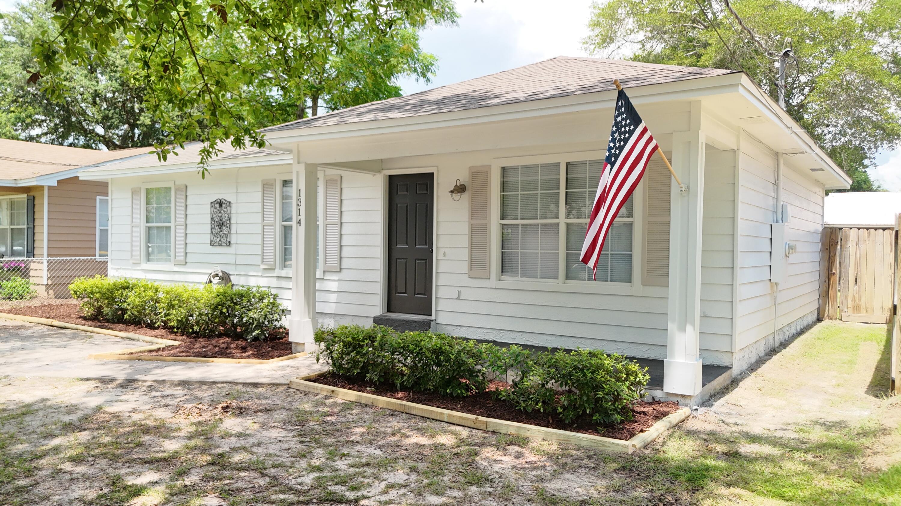 Immaculately renovated 3BR/2BA brick home in the heart of Niceville with updated roof (2021), HVAC system, and water heater (2024). Located within the top-rated Okaloosa County school district and just minutes from Niceville High, this residence offers turnkey living with timeless style.Built in 1994, this home has been completely renovated, inside and out, with the most desirable up to date design trends in 2025. From Hardy Board siding to open layout floor plan with large living area, it quickly becomes evident this is not your standard 1970s home. Every detail has been carefully curated--including quartz countertops, new appliance suite, premium flooring, and modern lighting. Both bathrooms have been fully redesigned with sleek, contemporary finishes, creating a sophisticated yet welcoming interior.
Positioned on a spacious lot in a quiet, established neighborhood, this move-in-ready home is ideally located blocks from public boat launch/park at Lions Park, while very near Eglin AFB, Duke Field, and Hurlburt Field. Experience elevated everyday living in one of Niceville's most desirable locations.
