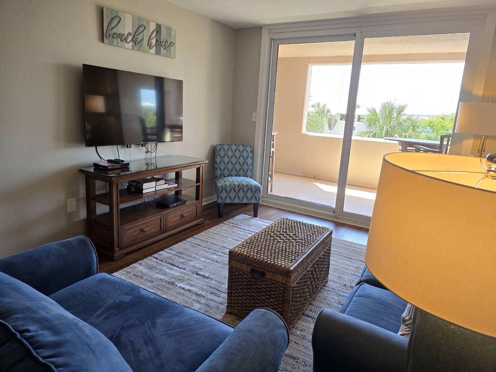 Jetty East Condominium - Residential