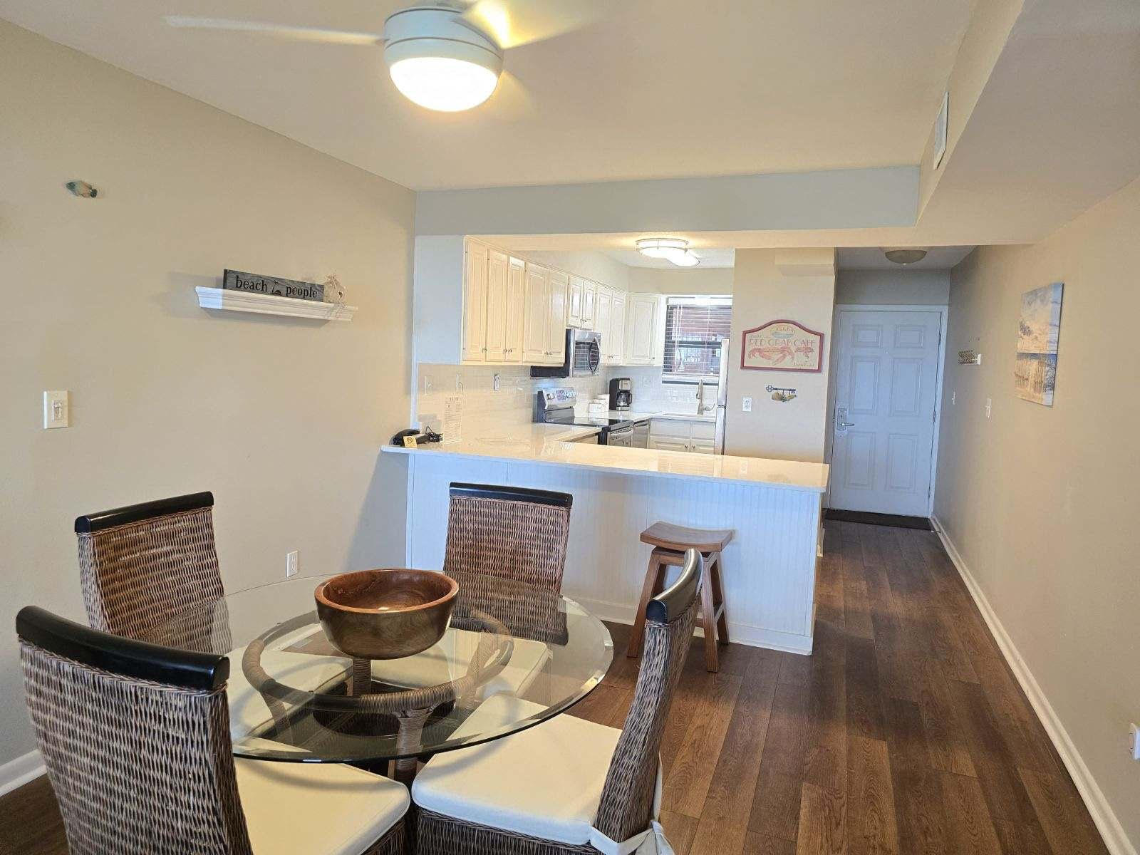 Jetty East Condominium - Residential