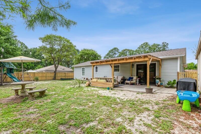 WYNNEHAVEN BEACH ESTATES - Residential