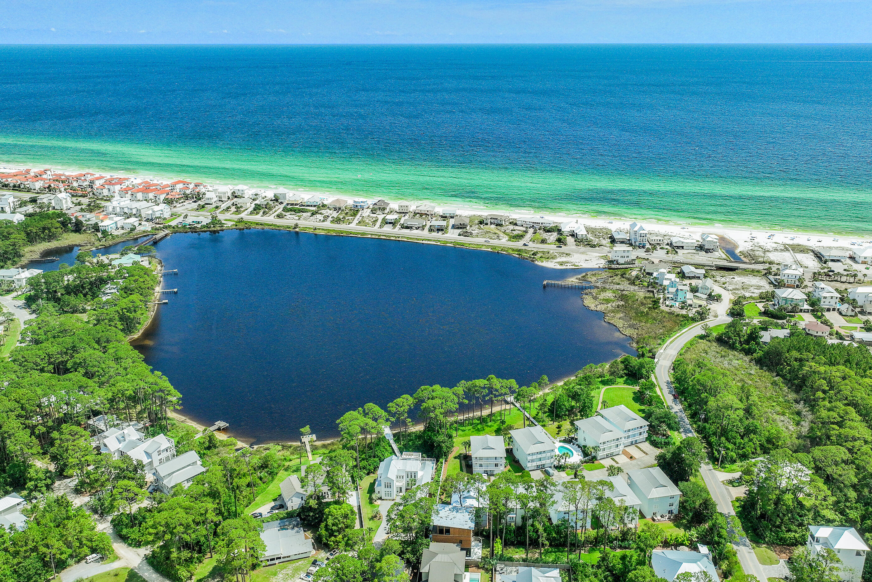DUNE BREEZE VILLAS - Residential