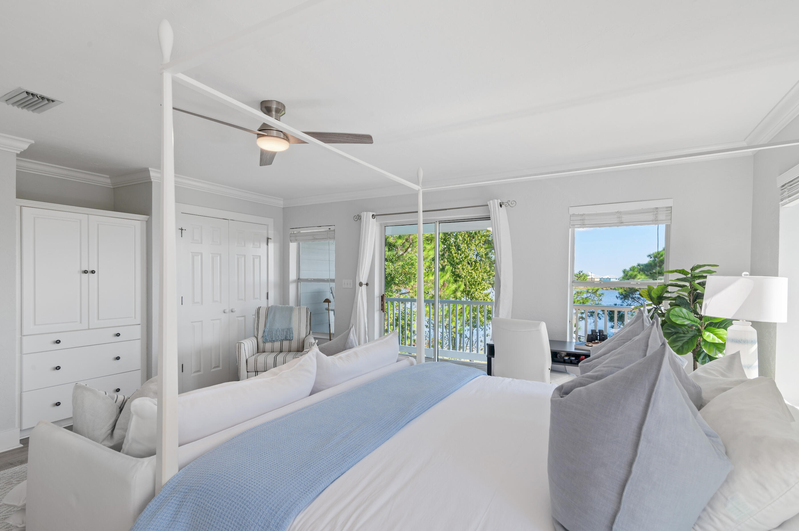 DUNE BREEZE VILLAS - Residential
