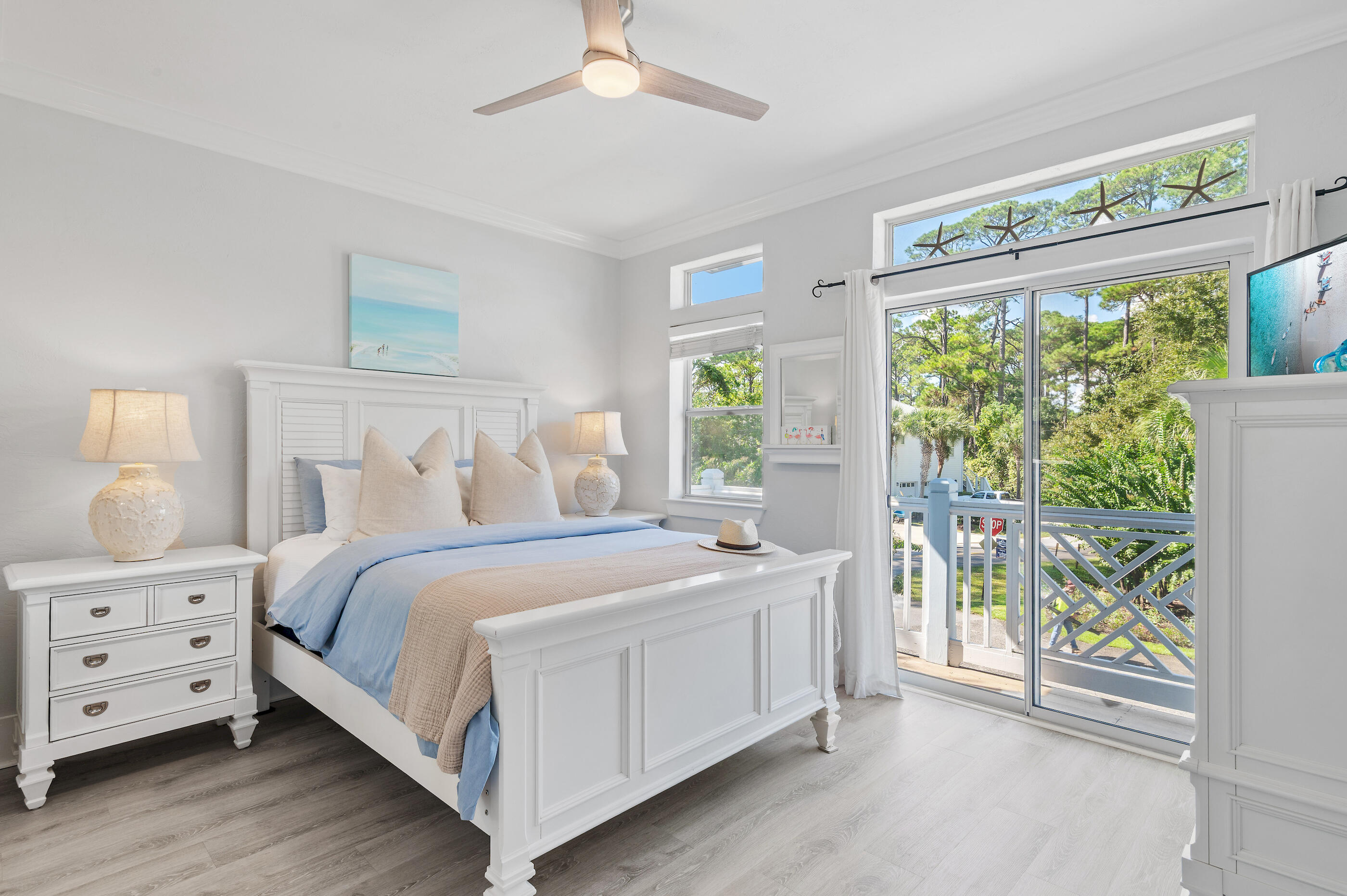 DUNE BREEZE VILLAS - Residential