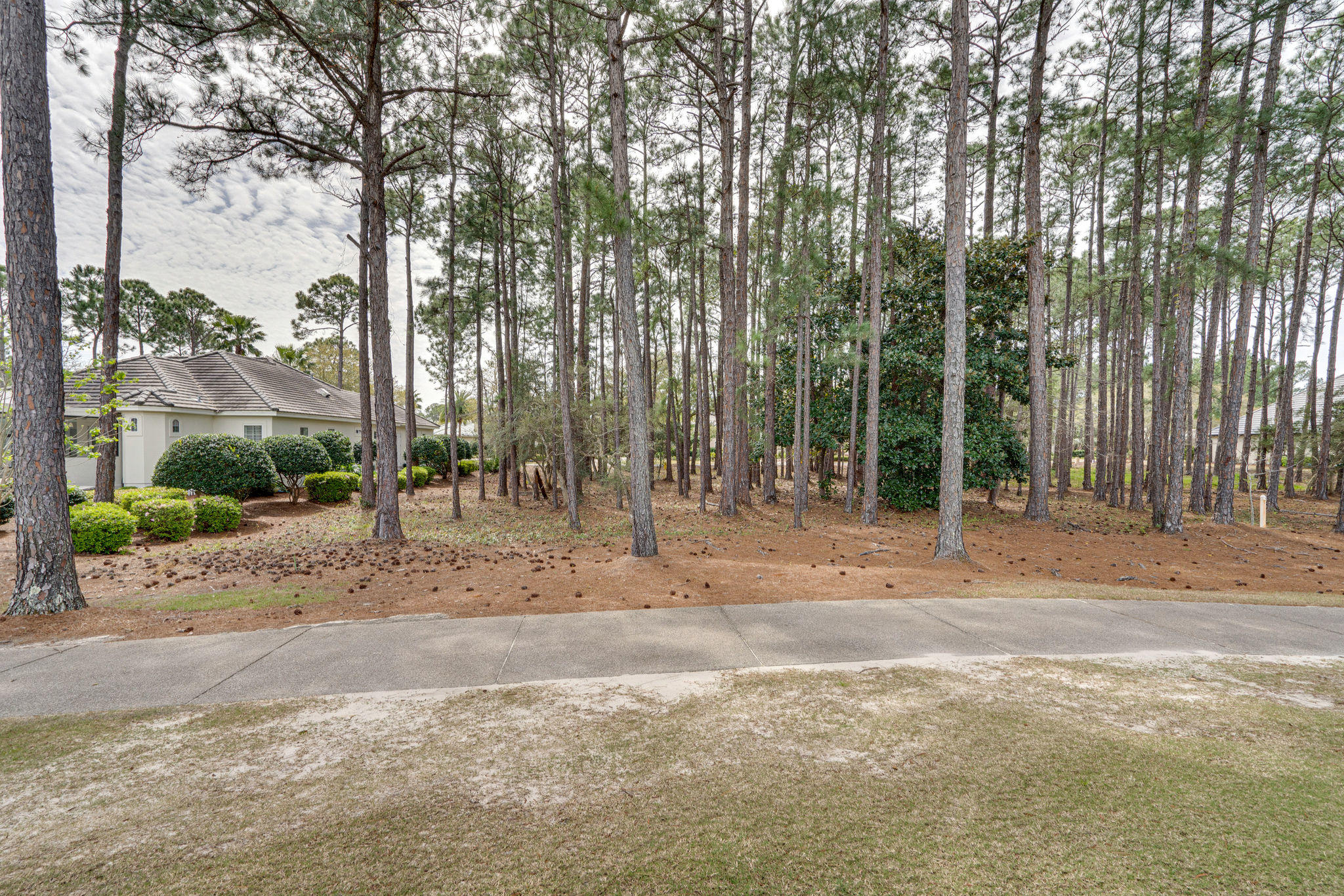 BAYTOWNE/RAVEN OAKS - Land