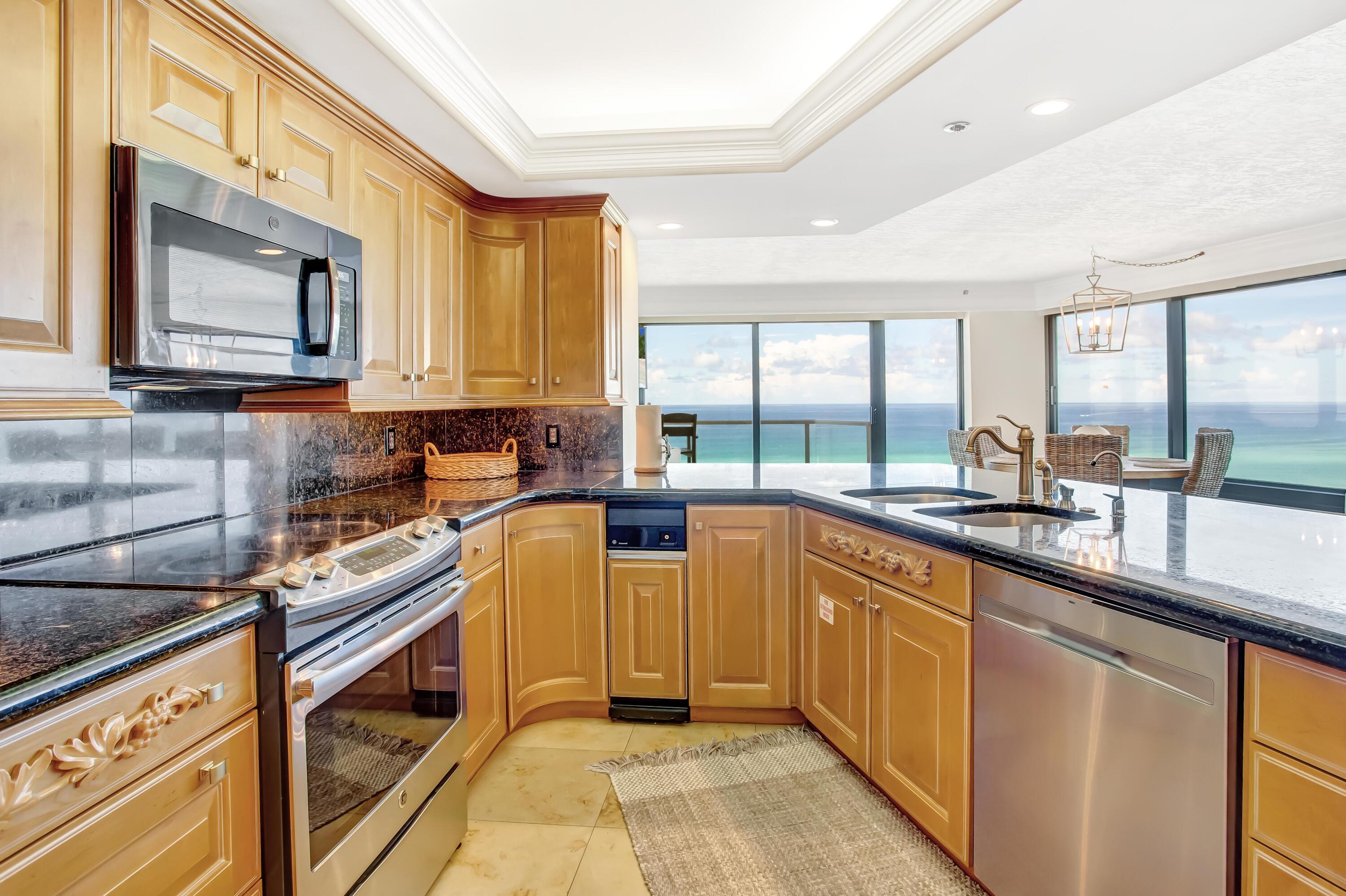 BEACHSIDE 2 CONDO - Residential