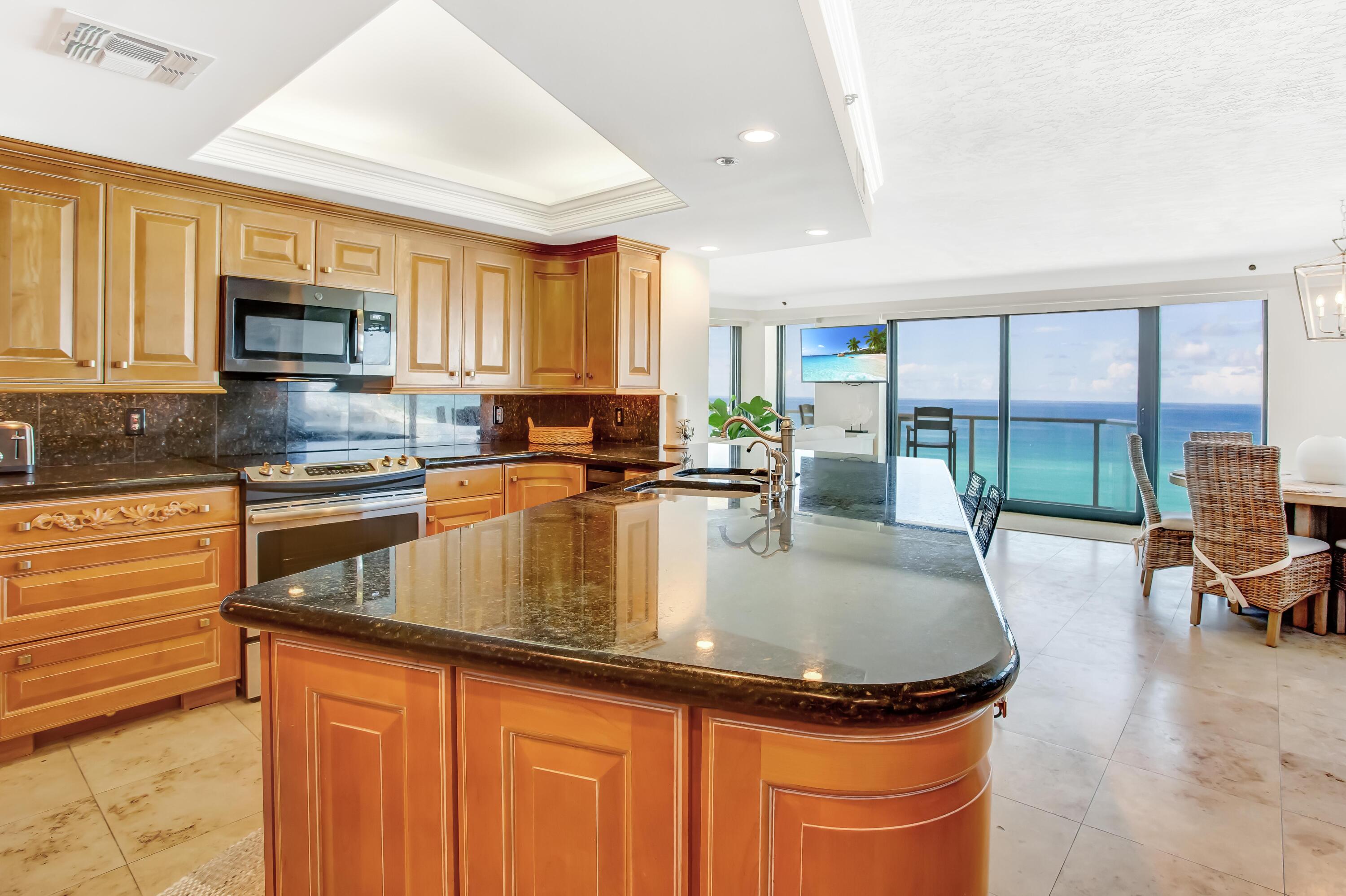 BEACHSIDE 2 CONDO - Residential