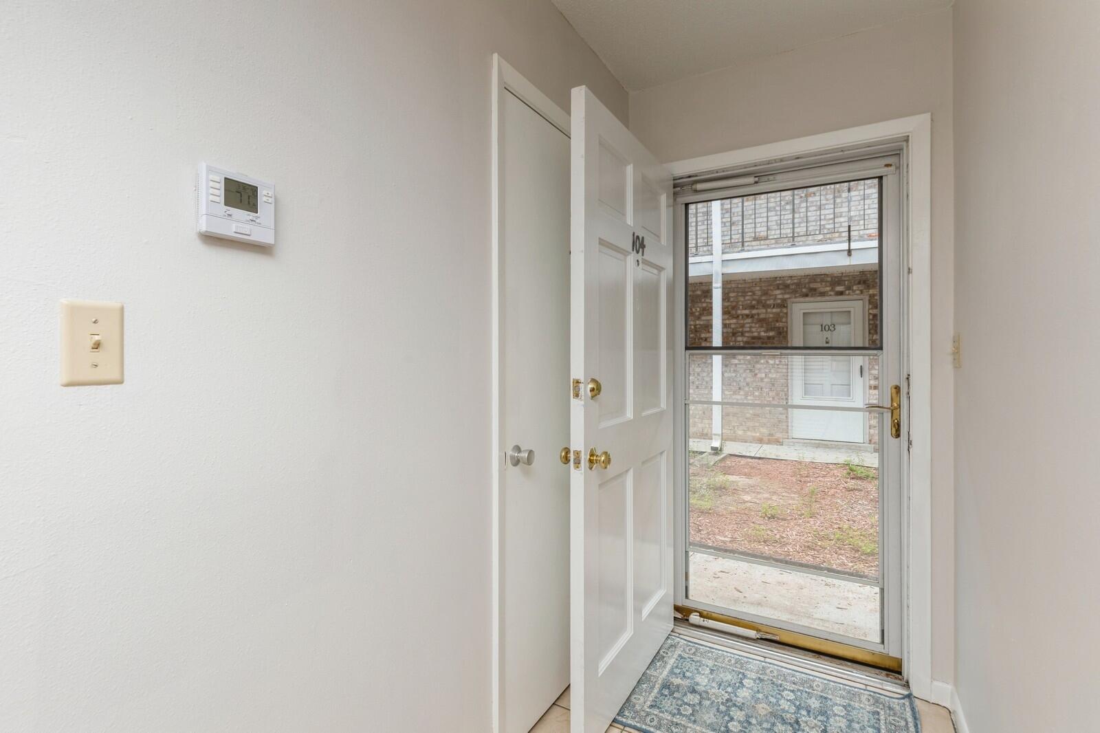 COUNTRY CLUB CONDO - Residential