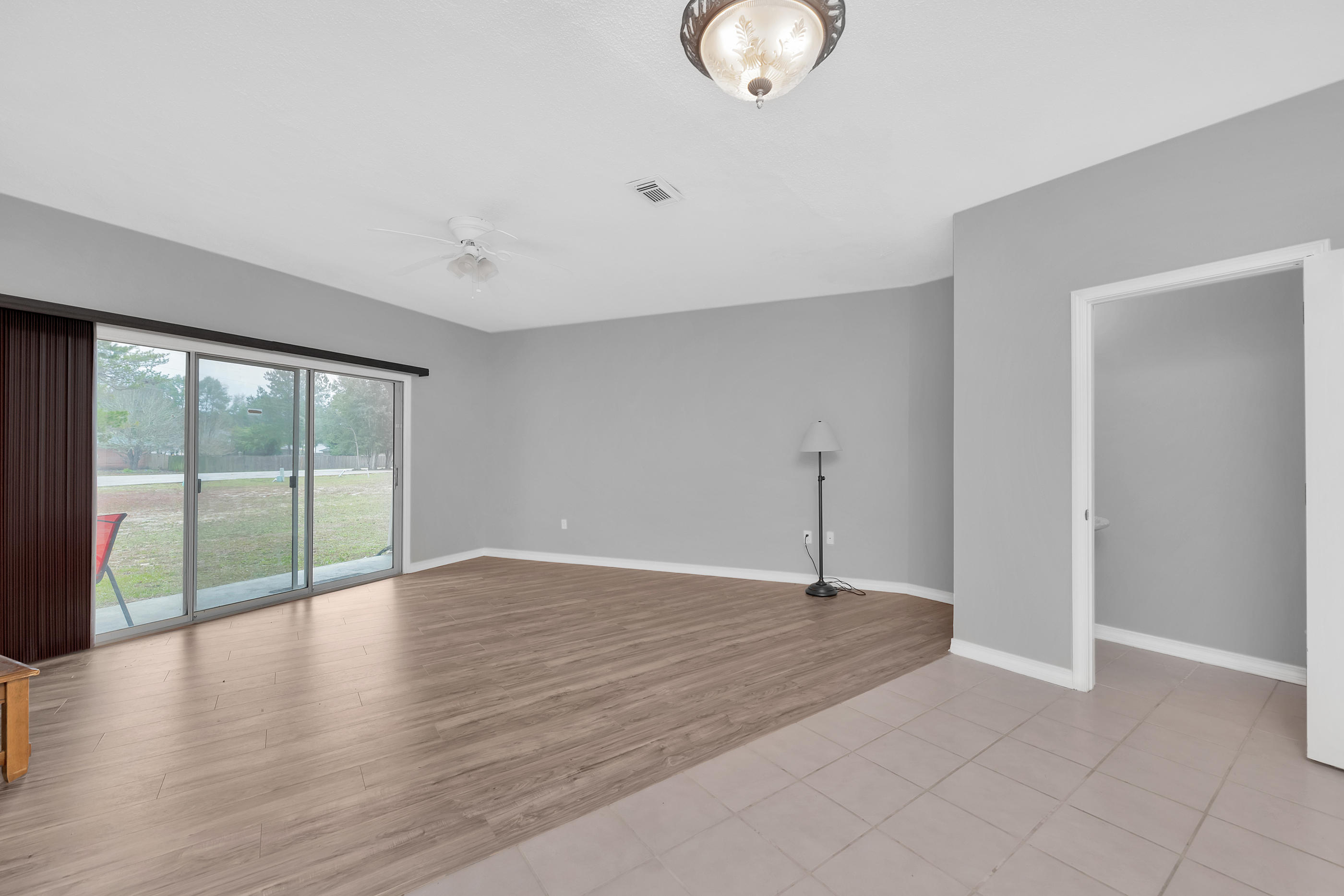 HIDDEN BAY VILLAGE - Residential