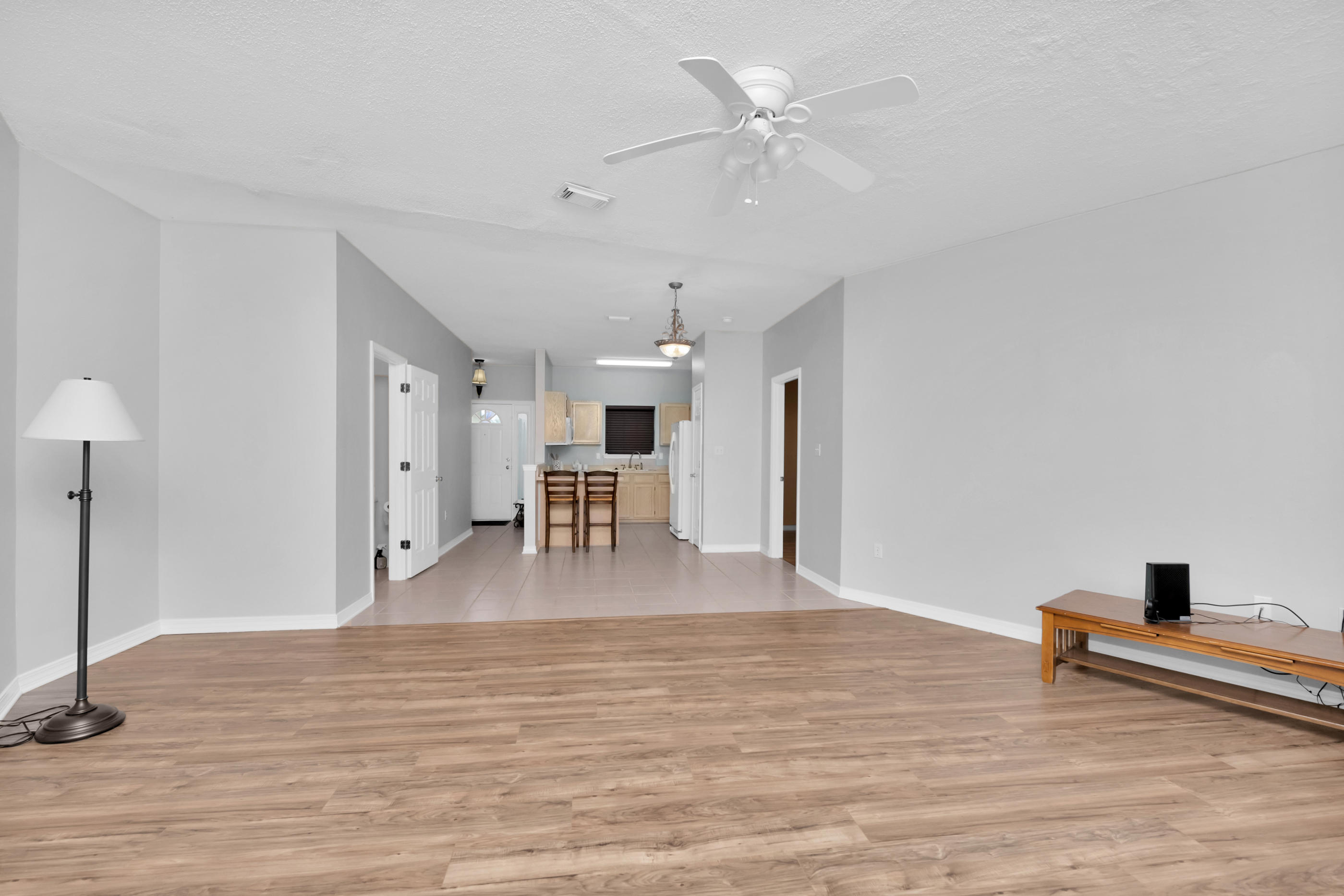 HIDDEN BAY VILLAGE - Residential