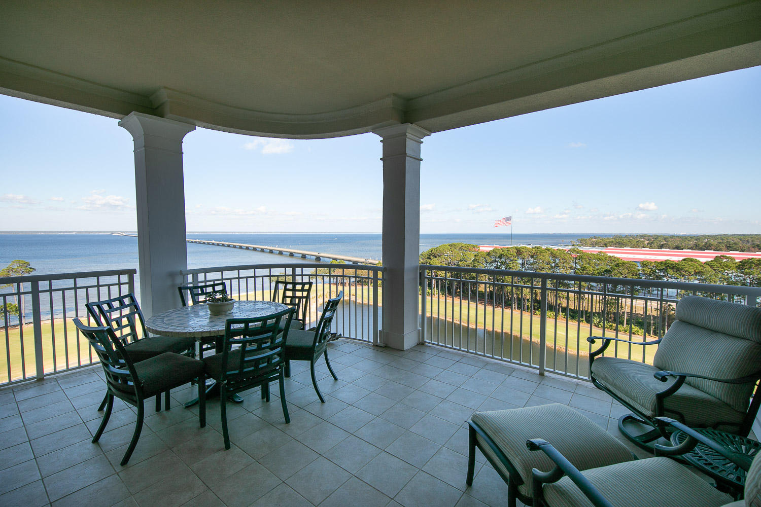 ONE WATER PLACE AT KELLY PLANTATION - Residential