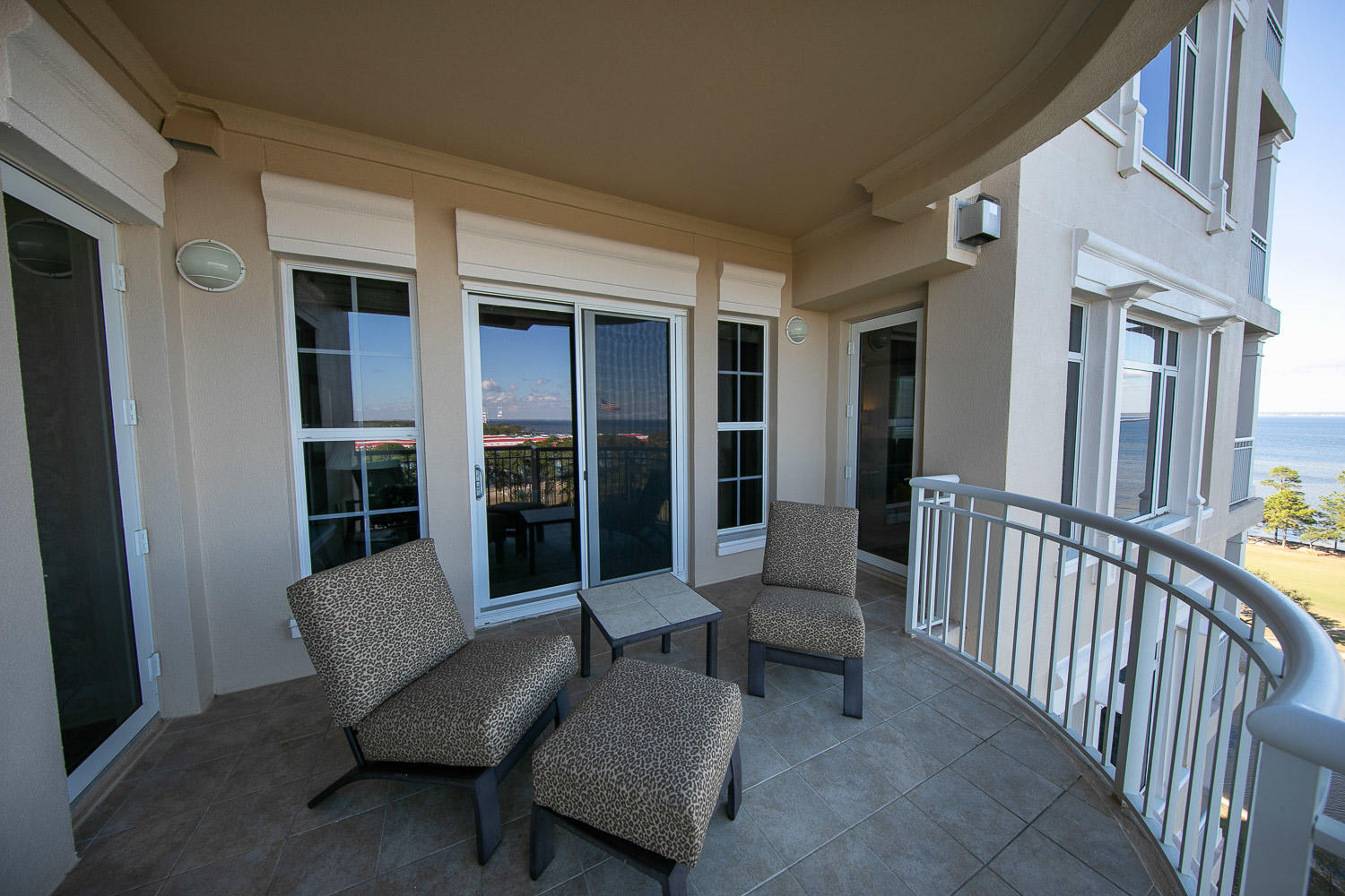ONE WATER PLACE AT KELLY PLANTATION - Residential