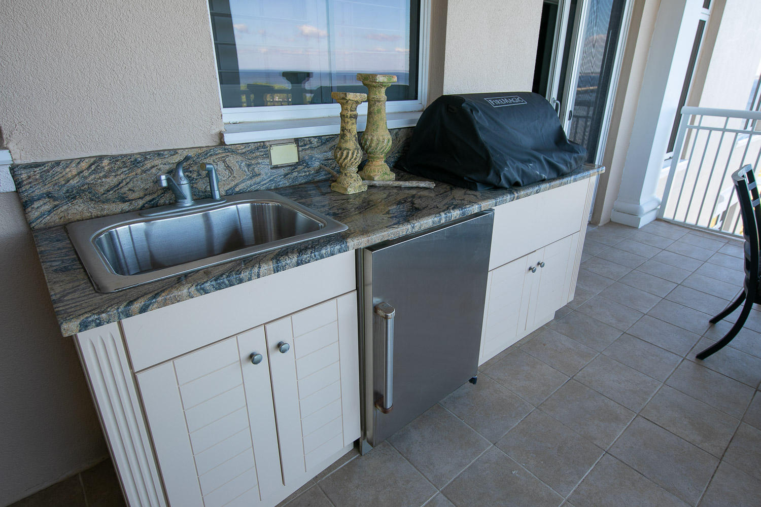 ONE WATER PLACE AT KELLY PLANTATION - Residential
