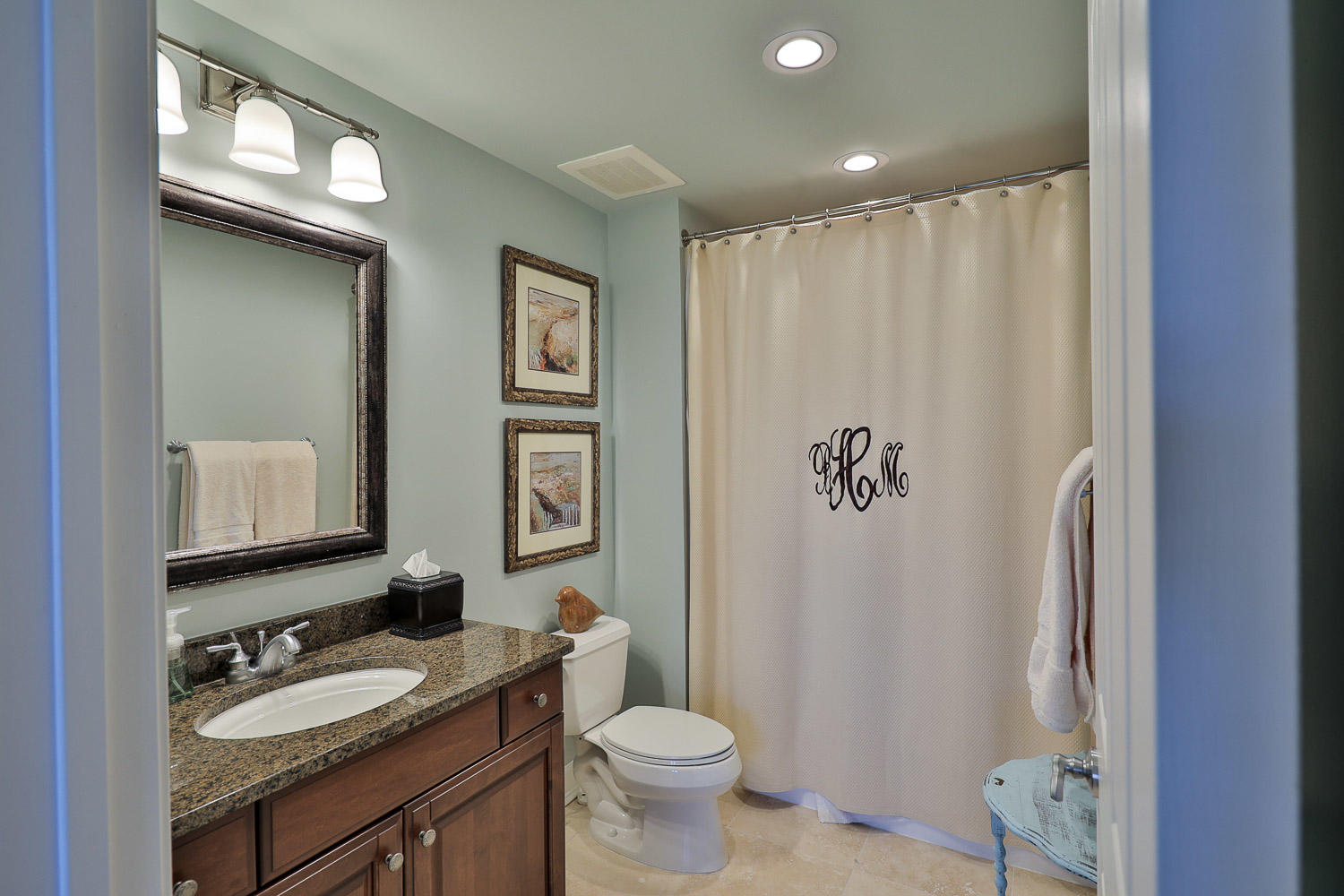 ONE WATER PLACE AT KELLY PLANTATION - Residential