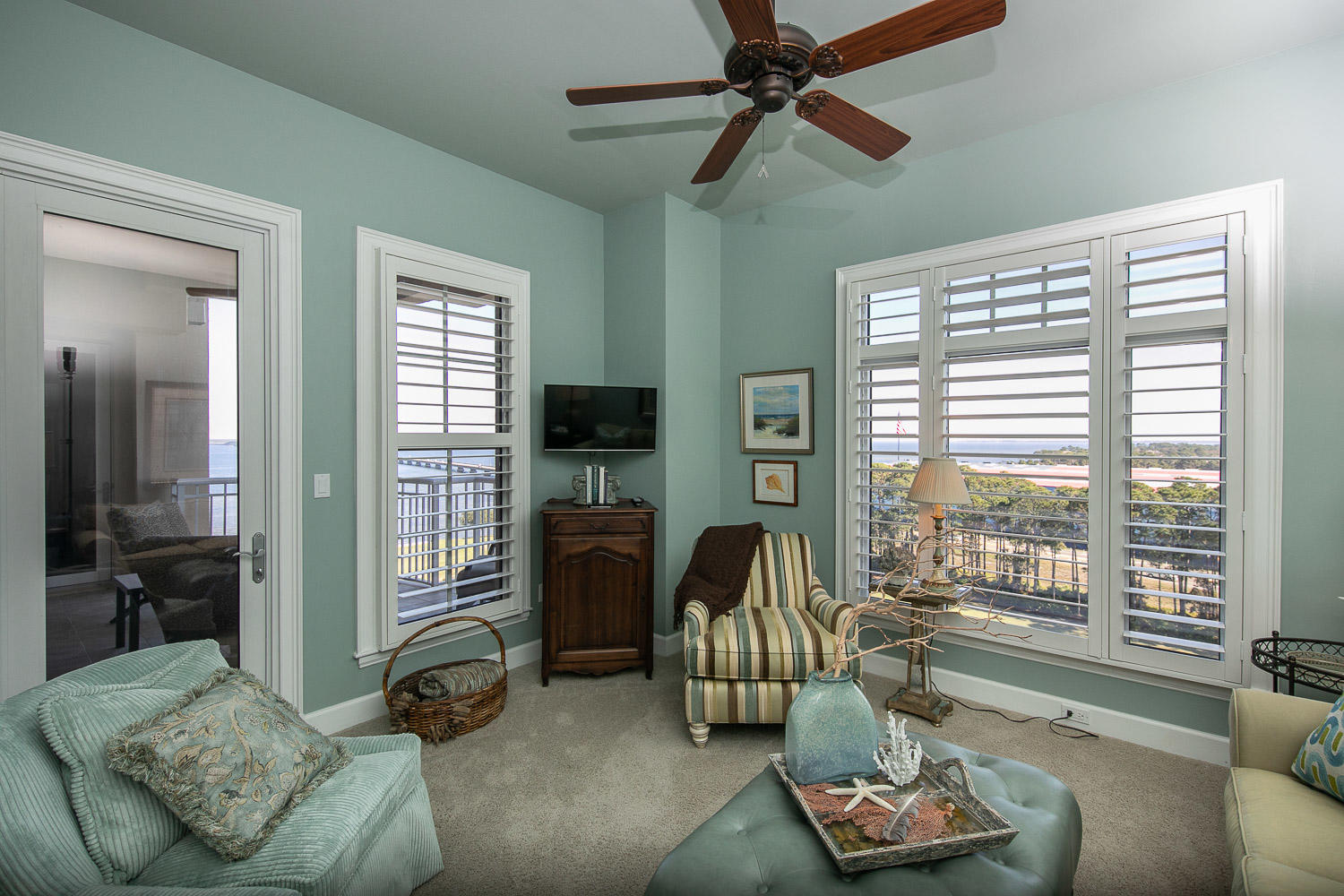 ONE WATER PLACE AT KELLY PLANTATION - Residential