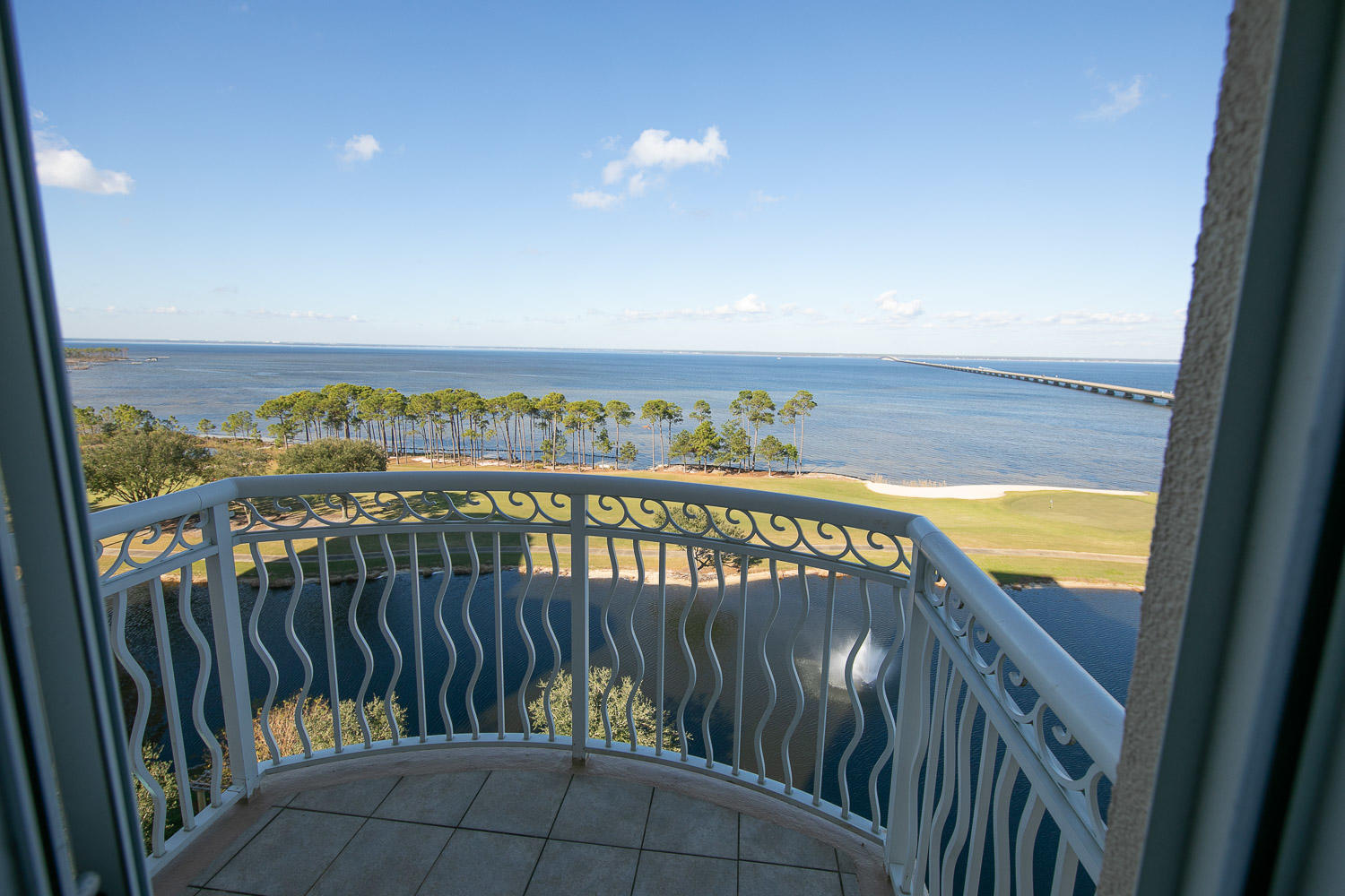 ONE WATER PLACE AT KELLY PLANTATION - Residential