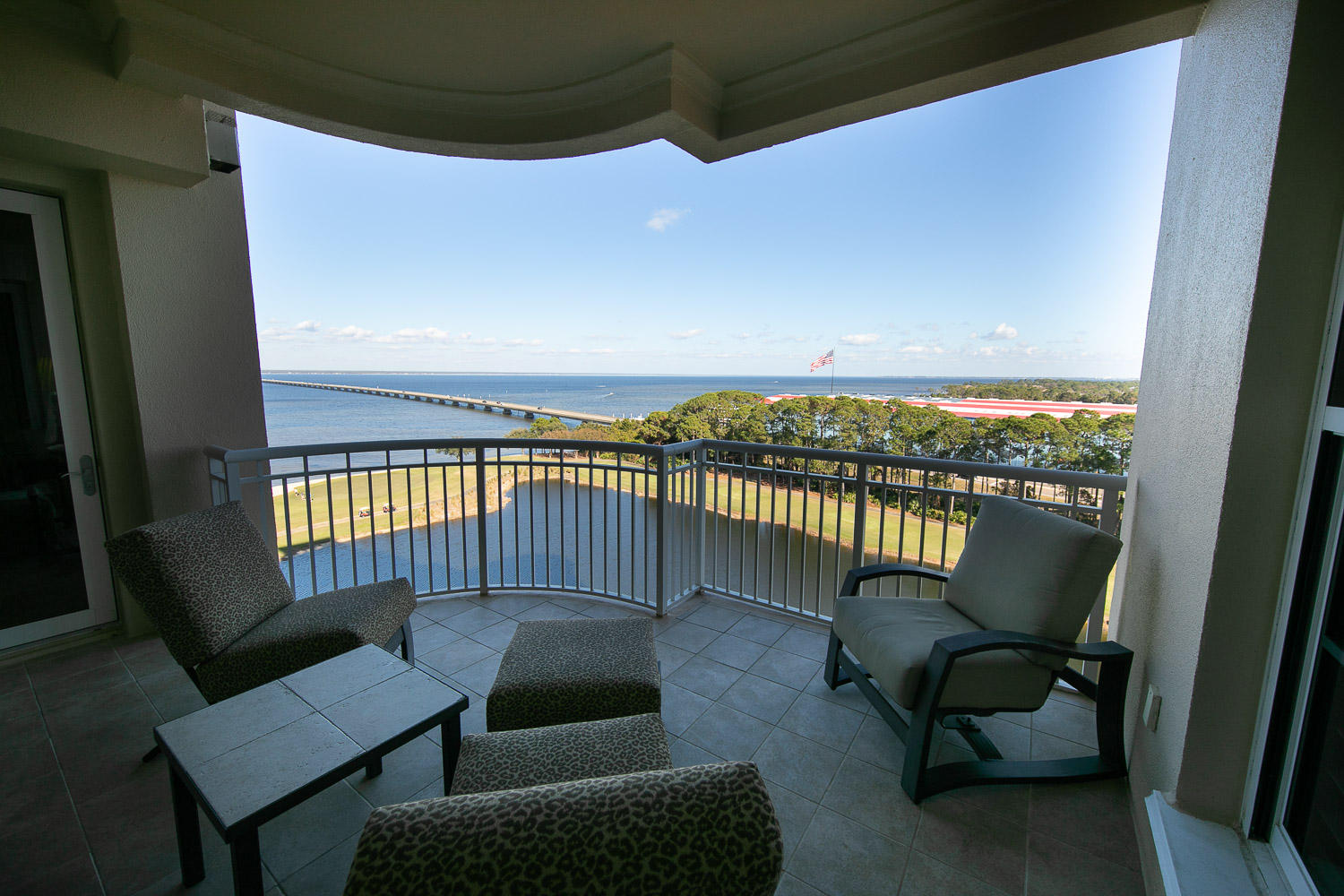 ONE WATER PLACE AT KELLY PLANTATION - Residential