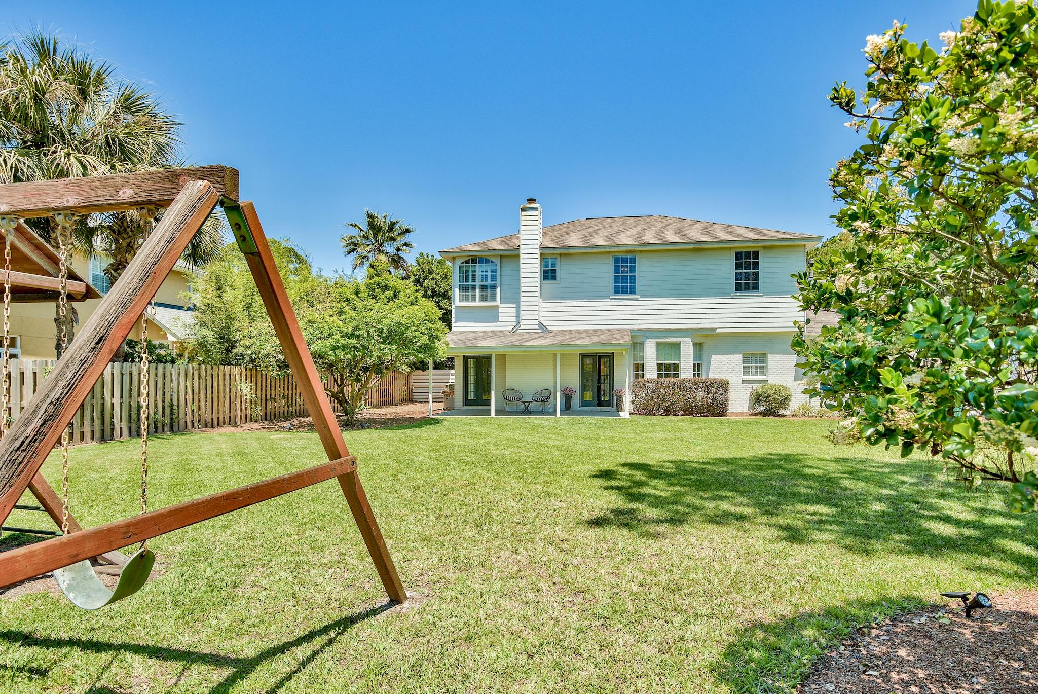 WINDSOR FOREST - Residential