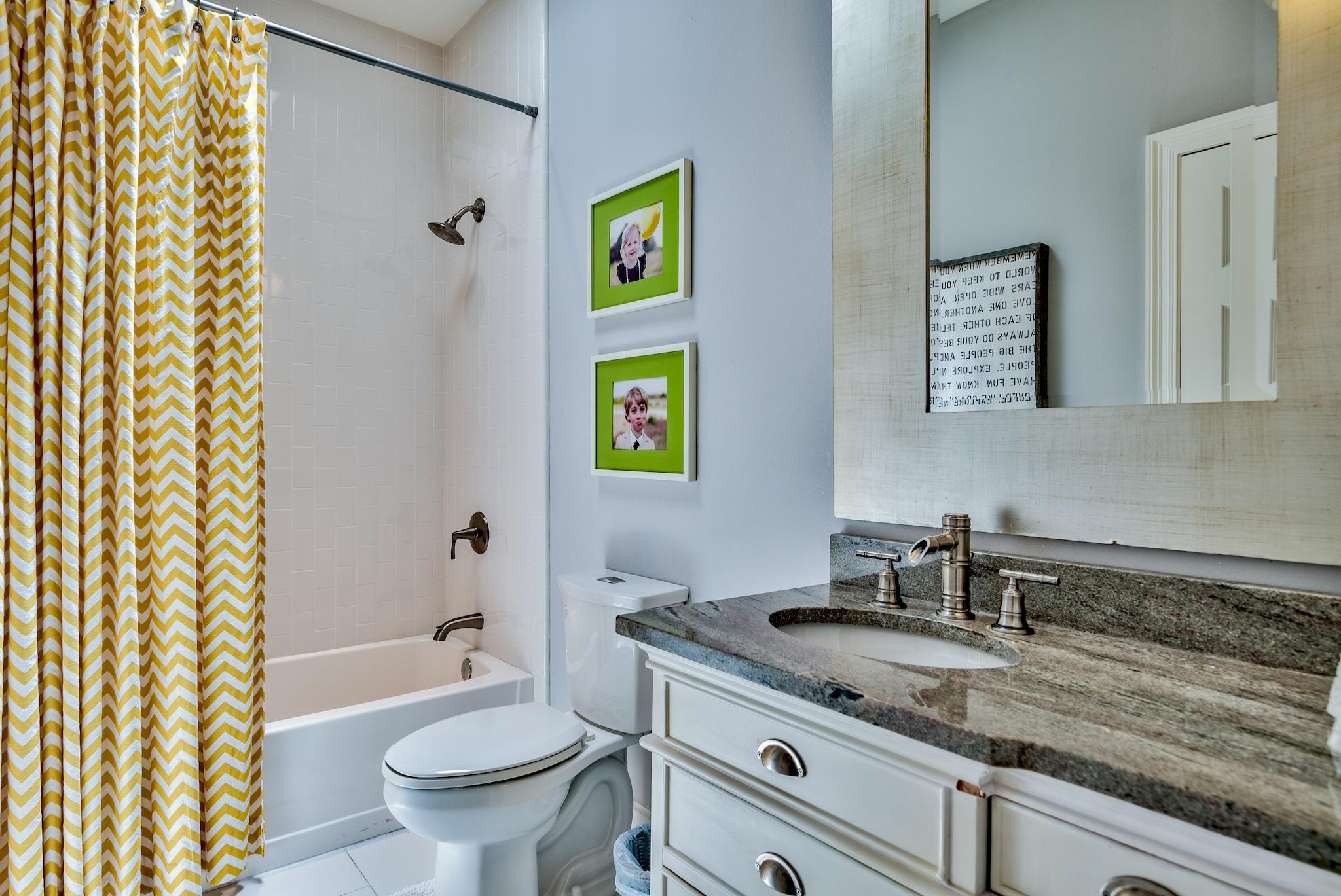 WINDSOR FOREST - Residential