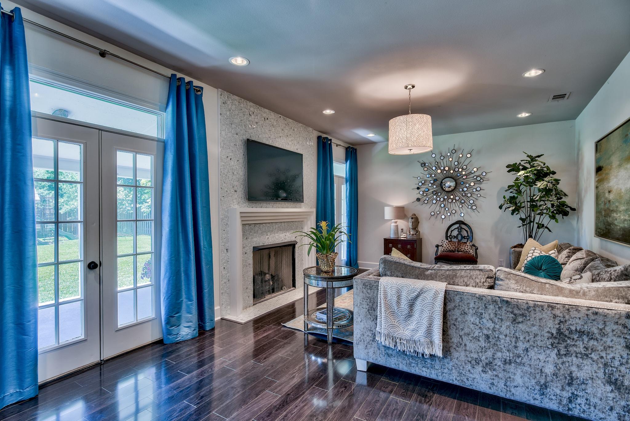 WINDSOR FOREST - Residential