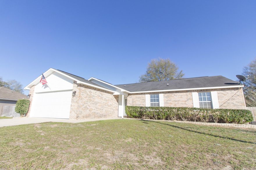 Great 3 bedroom 2 bath home located in east Crestview with easy commute to the local bases, beaches and shopping centers. Large living room perfect for entertaining guest and family and yet cozy for movie night. The kitchen boasts plenty of counter and cabinet space for all your cooking need along with all stainless steel appliances. There is tile in all the wet areas and carpet throughout rest of the home. Master bedroom is large and private. Master Bath has a walk in closet along with dual vanities. Large fenced in back yard great for your kids and family dog to run around safely. Schedule your showing today!!!