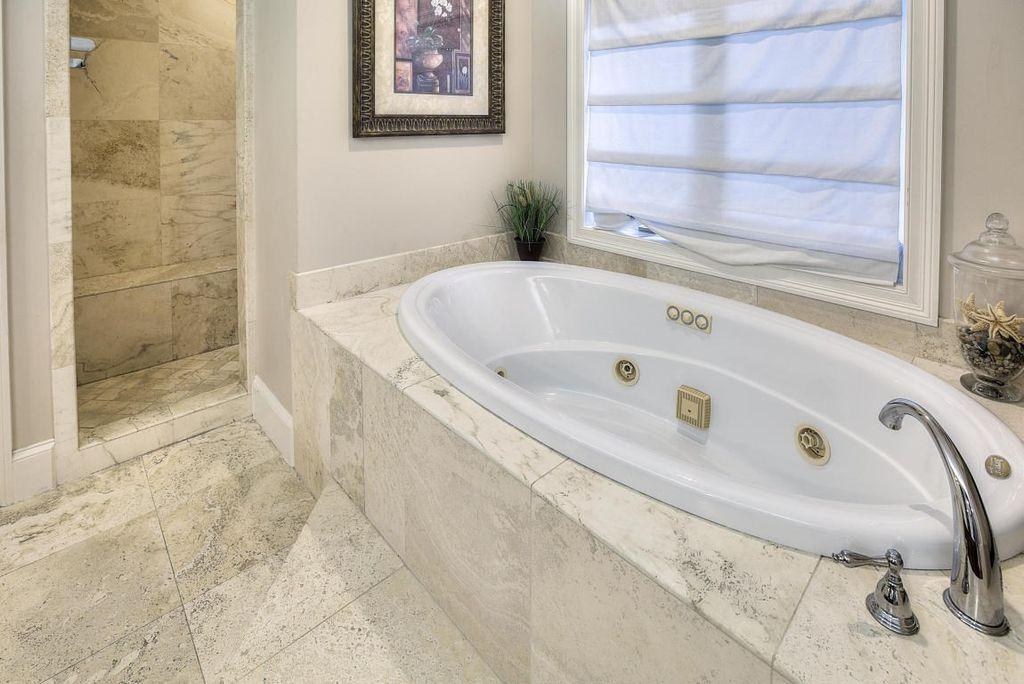 DRIFTWOOD ESTATES - Residential