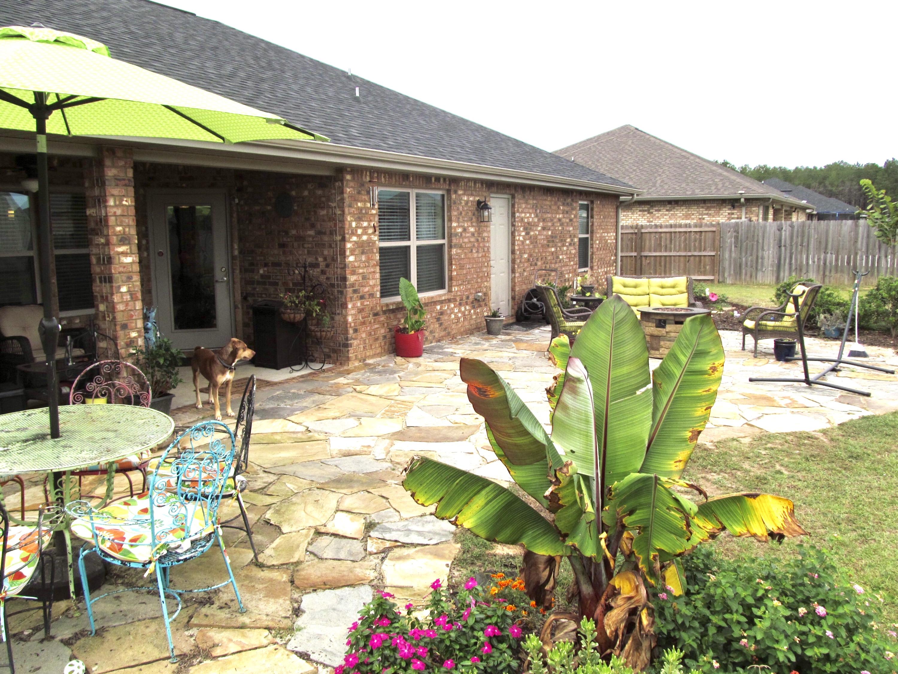 BROWNSTONE MANOR - Residential