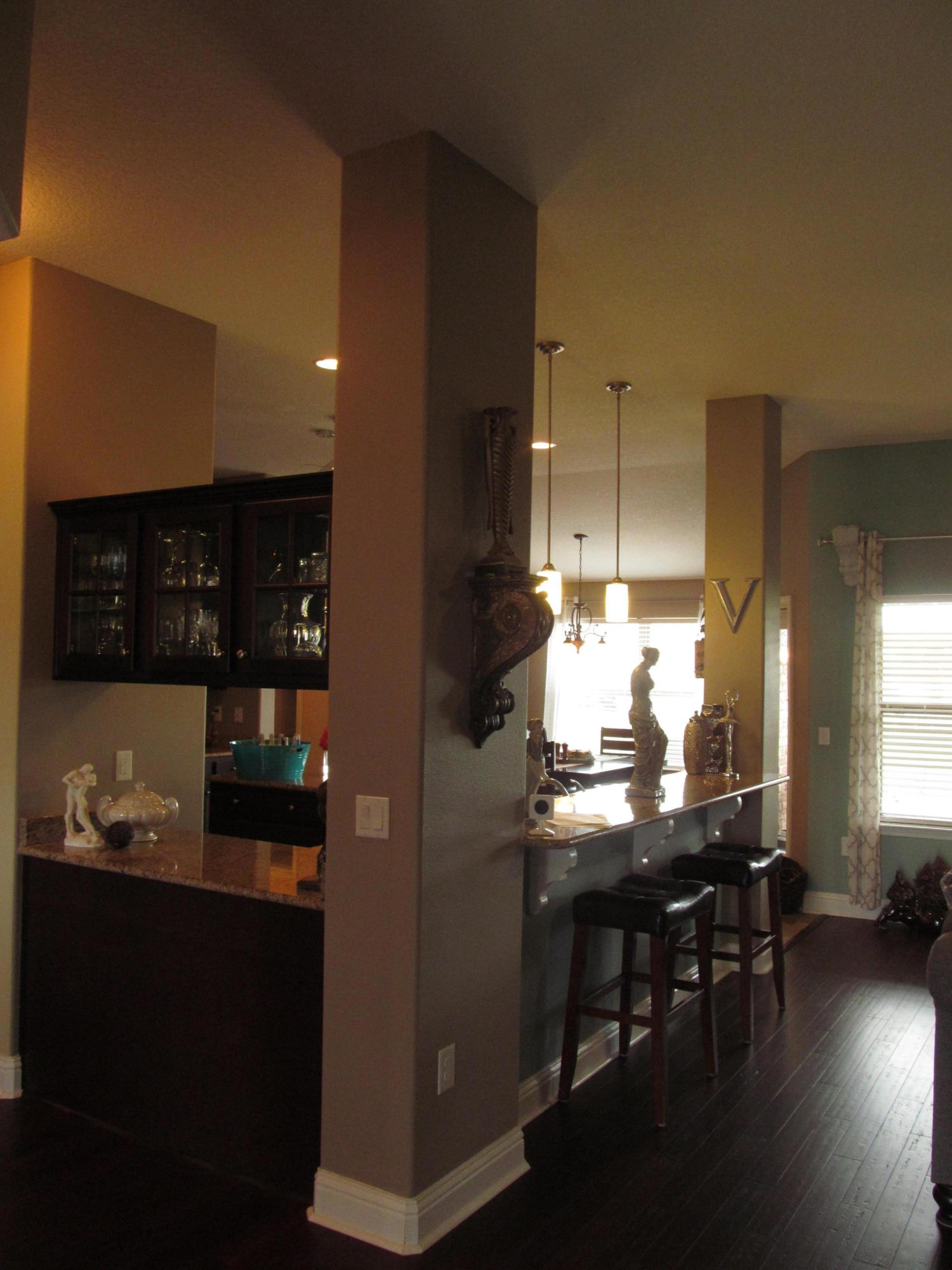 BROWNSTONE MANOR - Residential