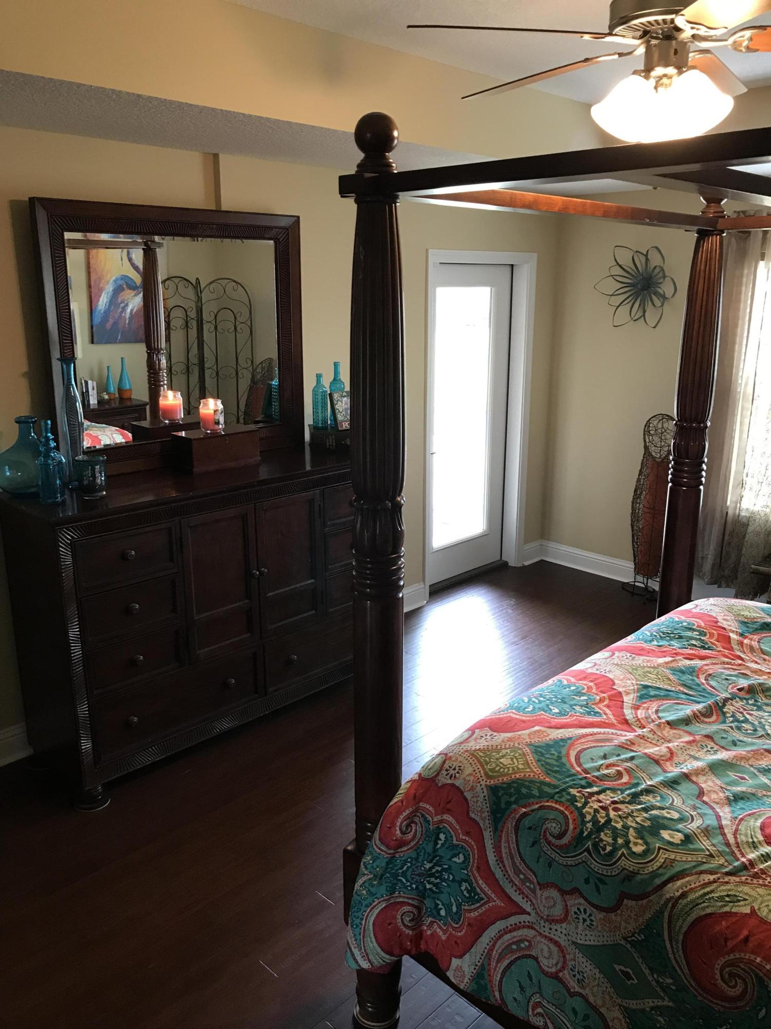 BROWNSTONE MANOR - Residential