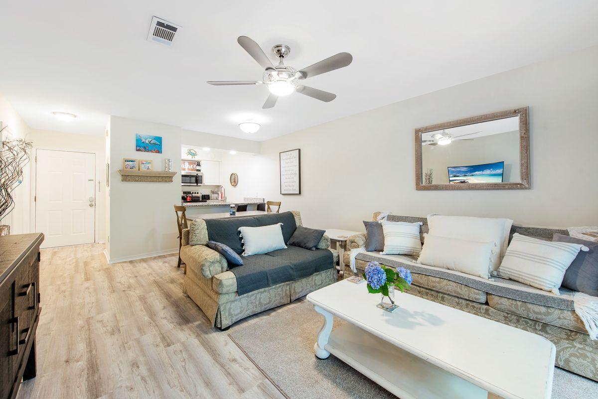 CASSINE GARDENS T/H PH 4 - Residential