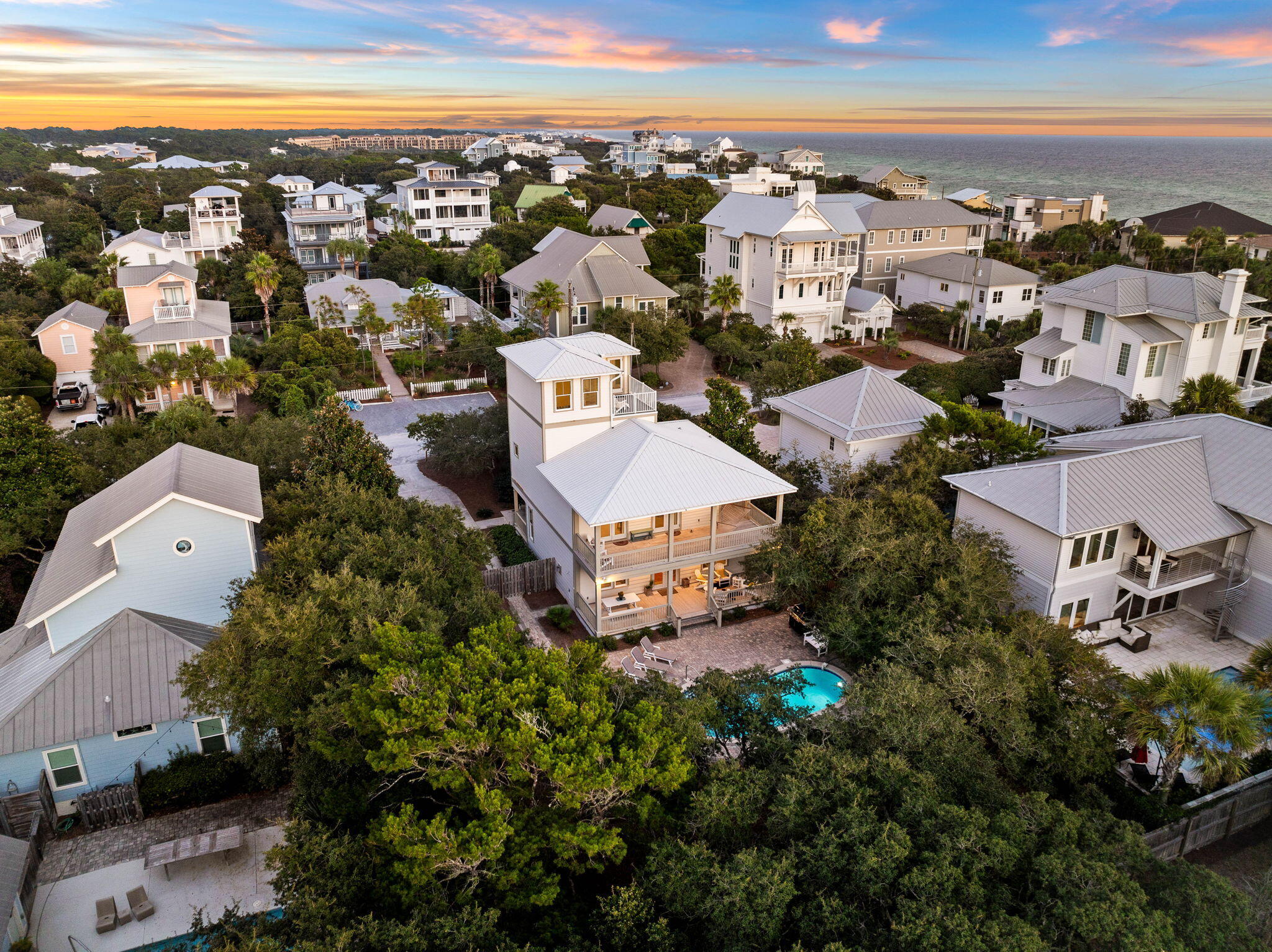 BLUE MOUNTAIN BEACH - Residential