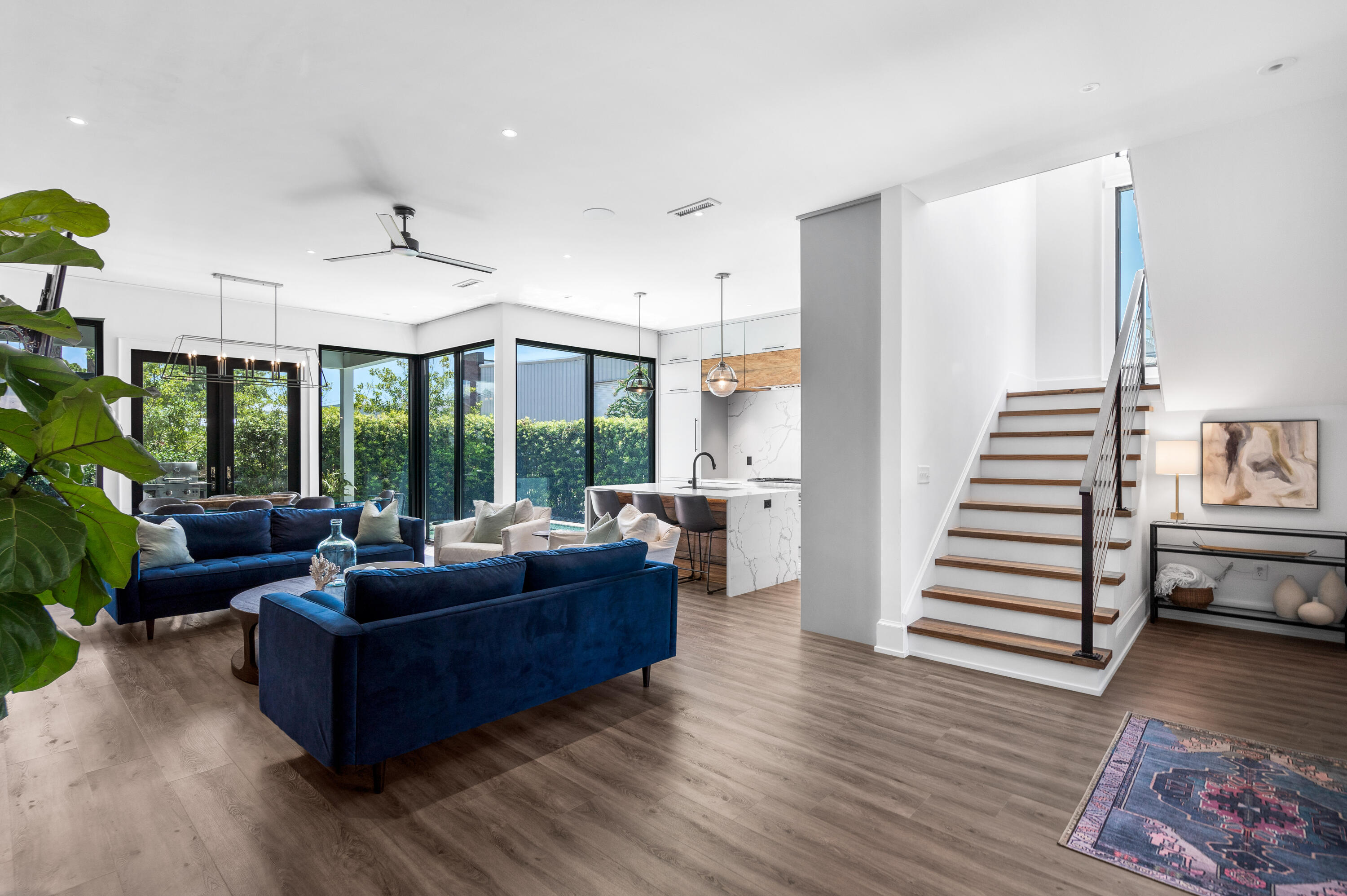 EMERALD WATERS VILLAGE - Residential