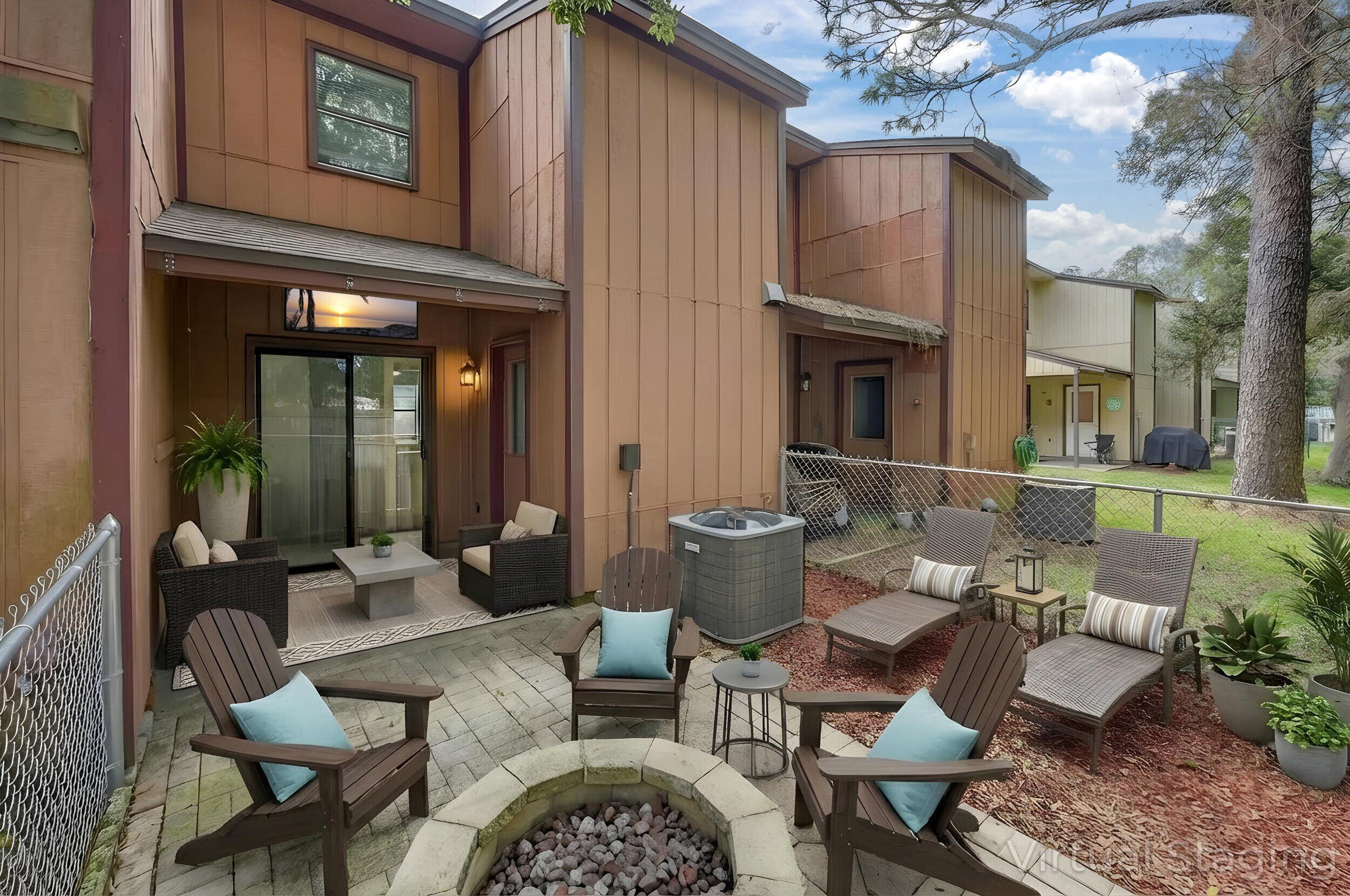 TYNER VILLAS - Residential