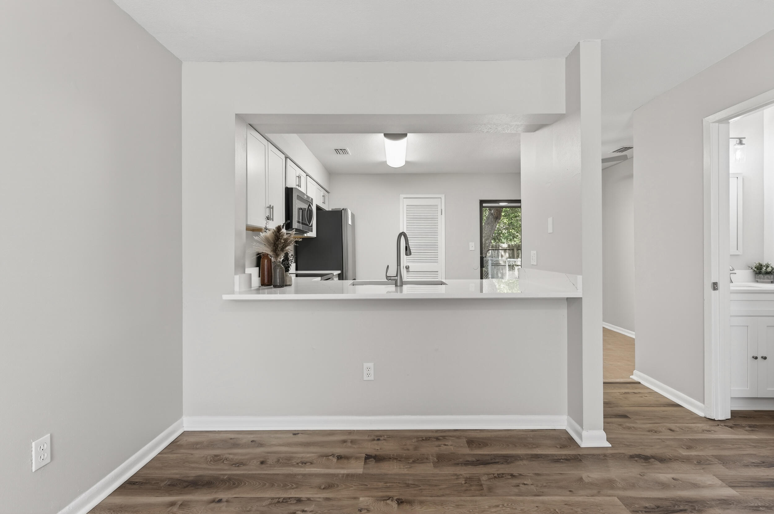 TYNER VILLAS - Residential