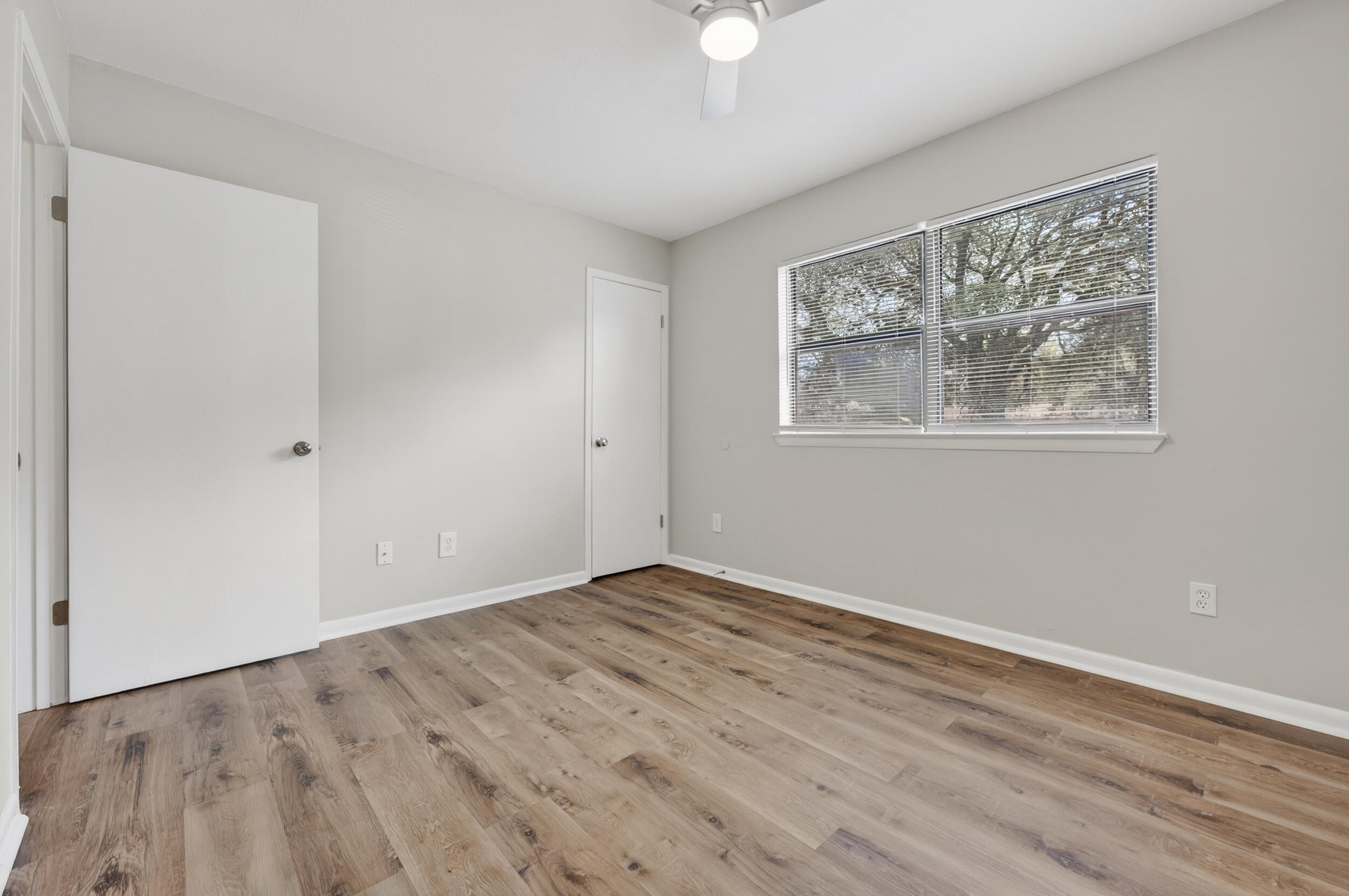 TYNER VILLAS - Residential