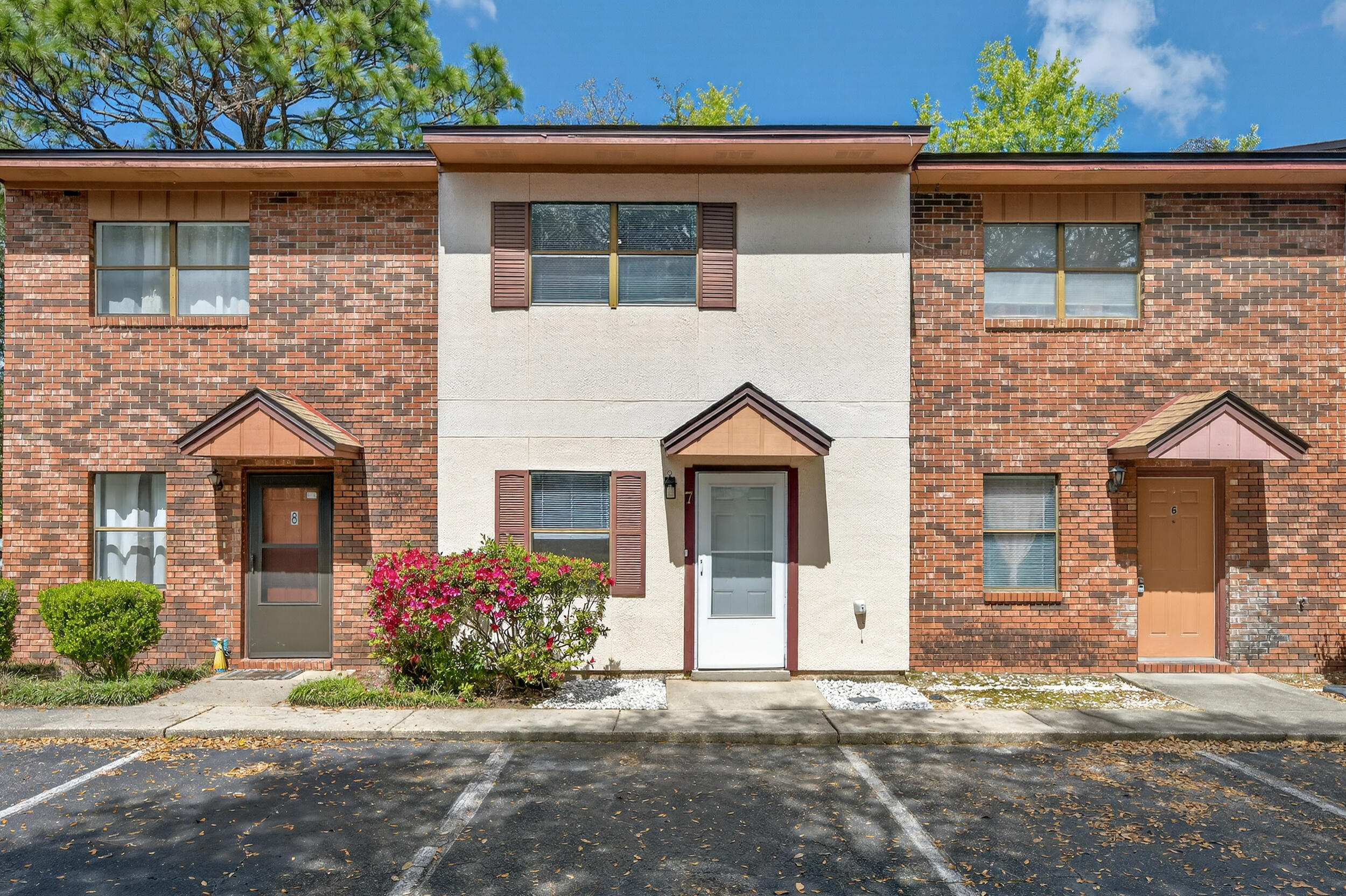 TYNER VILLAS - Residential