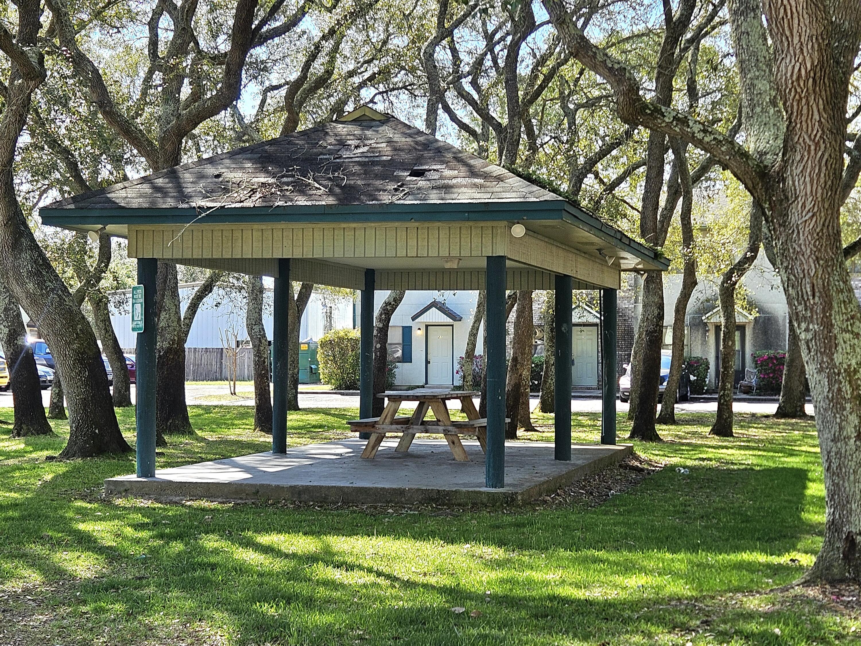 TYNER VILLAS - Residential