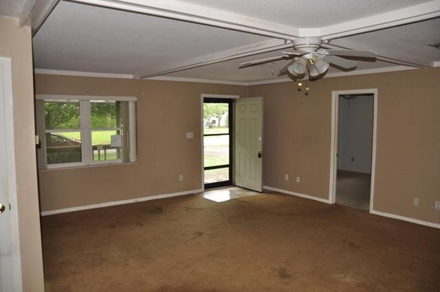 OAK TREE PARK - Residential