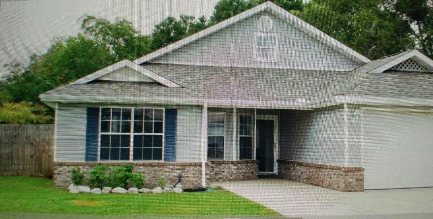 Well cared for home. Ready for a new family. Spacious great room w/fplc & hardwood floors. Updated kitchen w/dining area in bay window & laundry room. Bonus room cooled & heated in Attic. Large master bedrm with tray ceiling. Master bath with large tiled shower, his & her vanities & closets. Oversized garage. New privacy fenced backyard. New Roof,washing machine. New Gazebo (never used).Wired for security system. Sprinkler system in front yard.