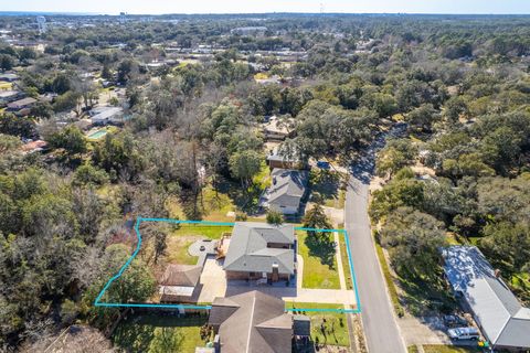 A home in Fort Walton Beach