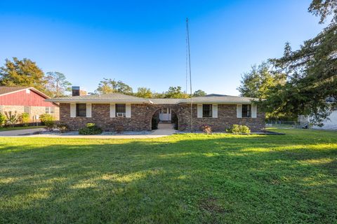 A home in Fort Walton Beach