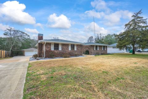 A home in Fort Walton Beach