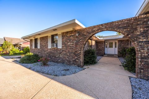 A home in Fort Walton Beach