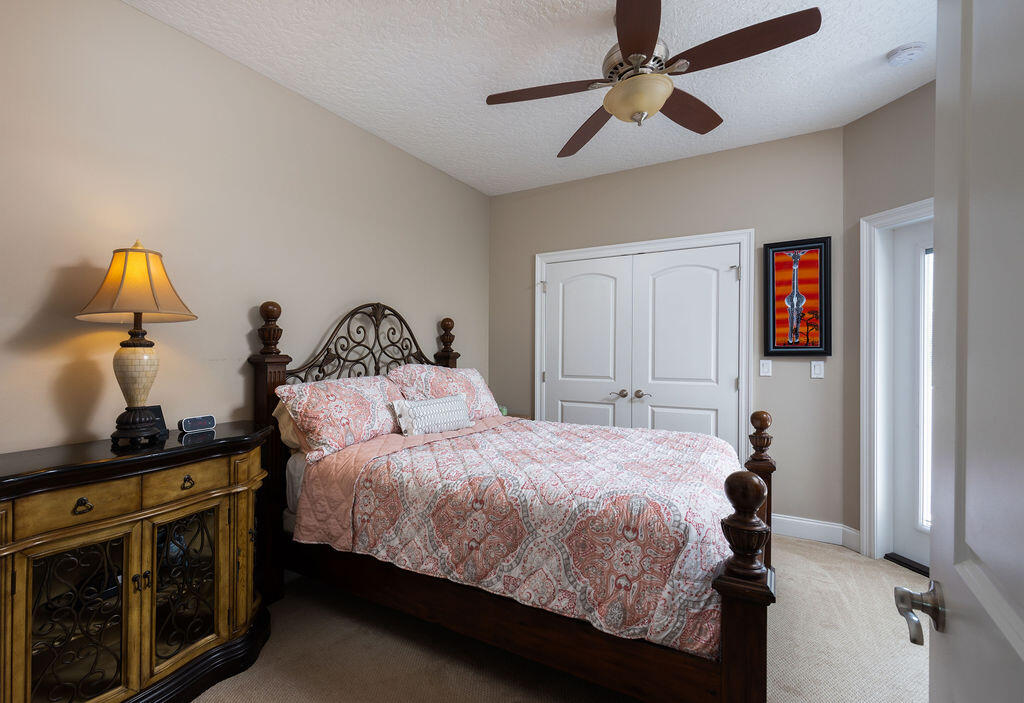 PLANTATION OAKS OF MARY ESTHER S/D - Residential